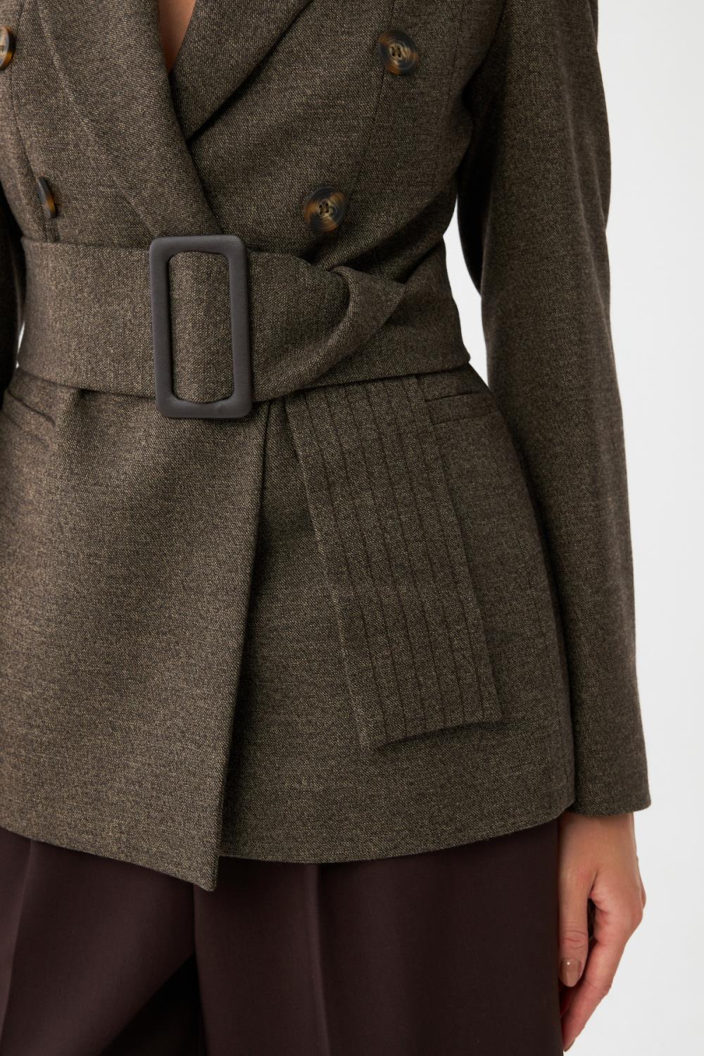 Kemerli Kruvaze Blazer Ceket