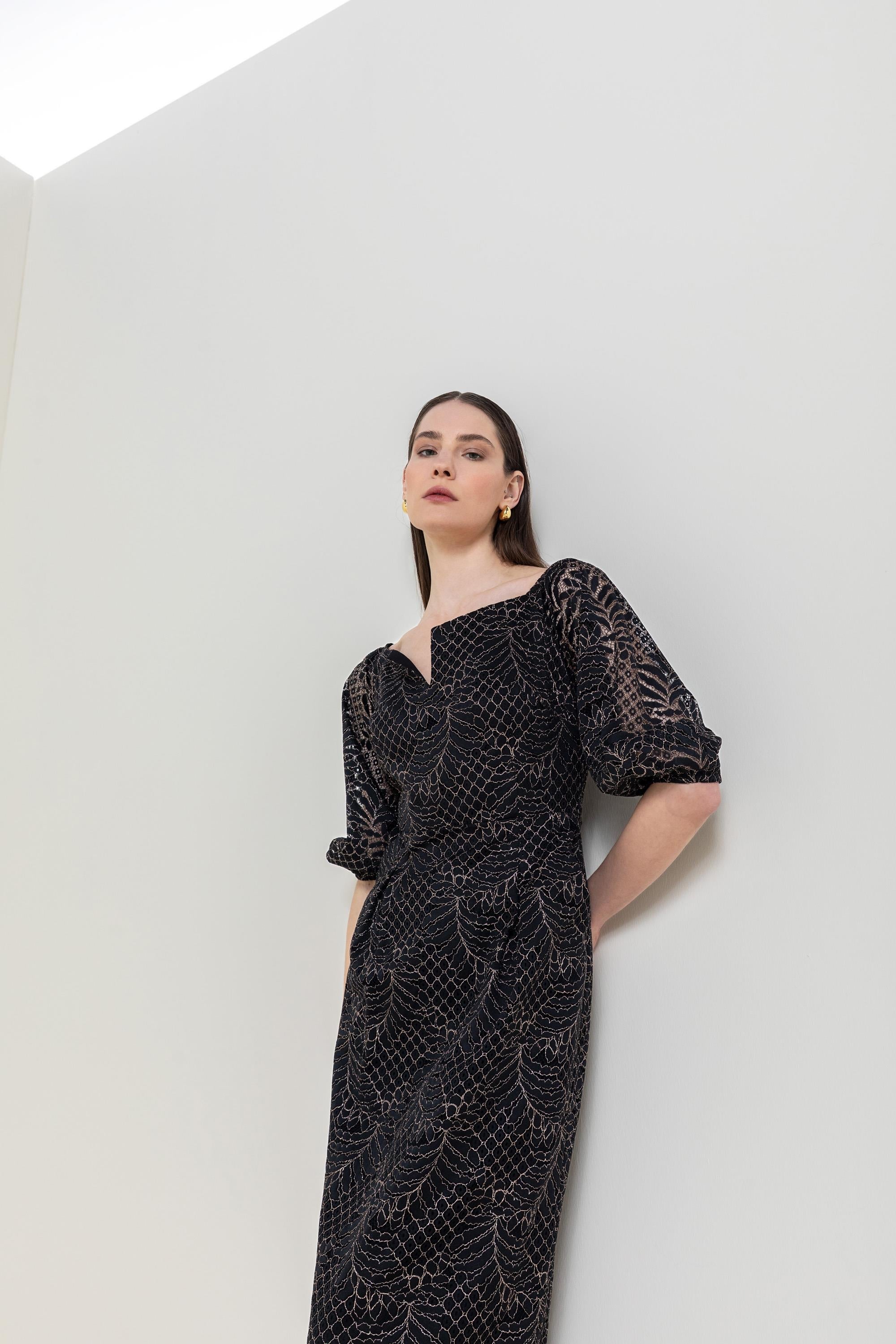 KARE YAKA MİDİ ELBİSE 26W40849