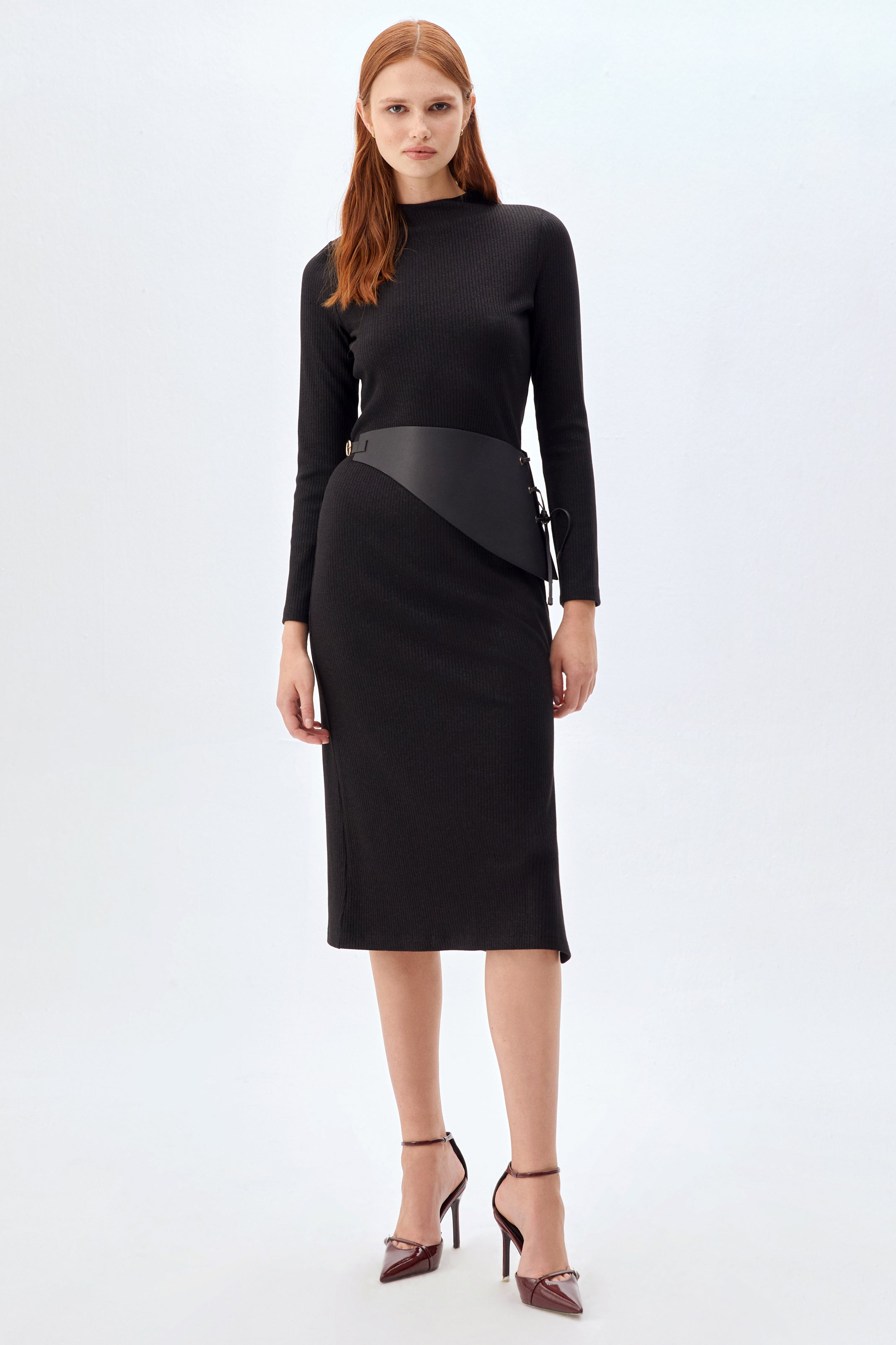 Kemerli, Bisiklet Yaka Elbise