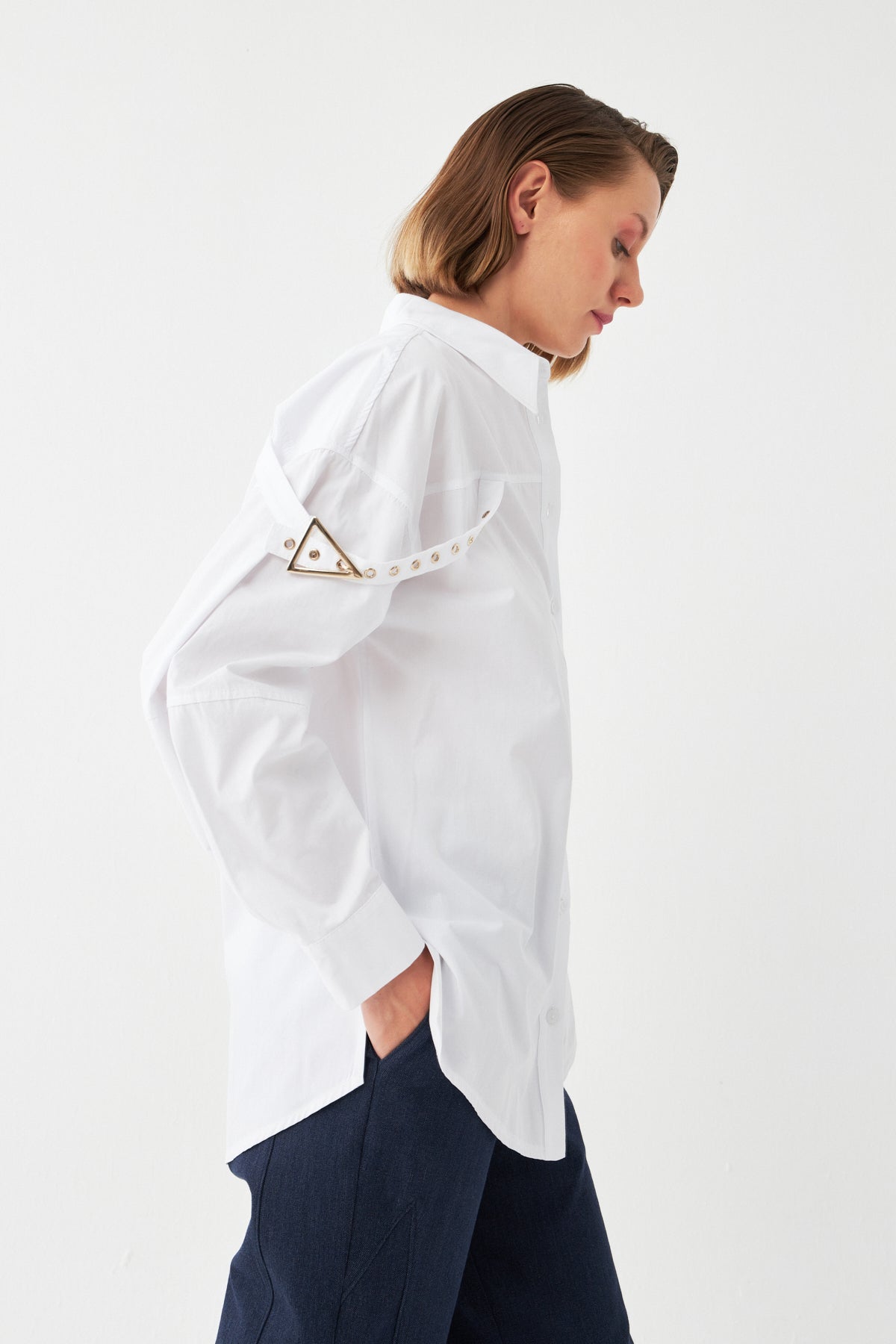 Metal Aksesuarlı Pamuk Gömlek