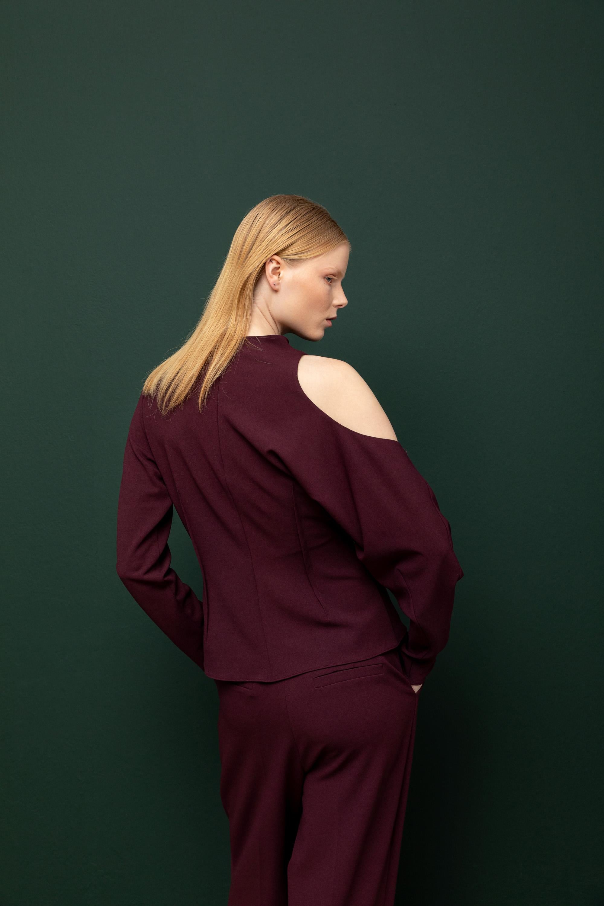 OMUZ DETAYLI BLUZ 26W10810