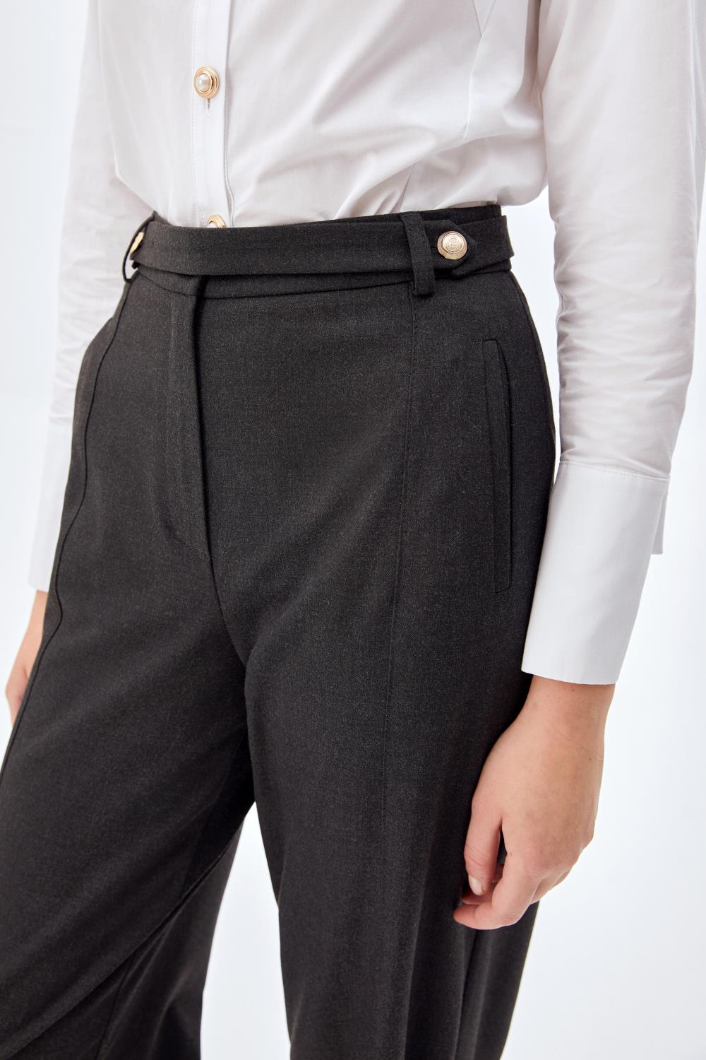 Paça Detaylı Bol Kesim Pantolon