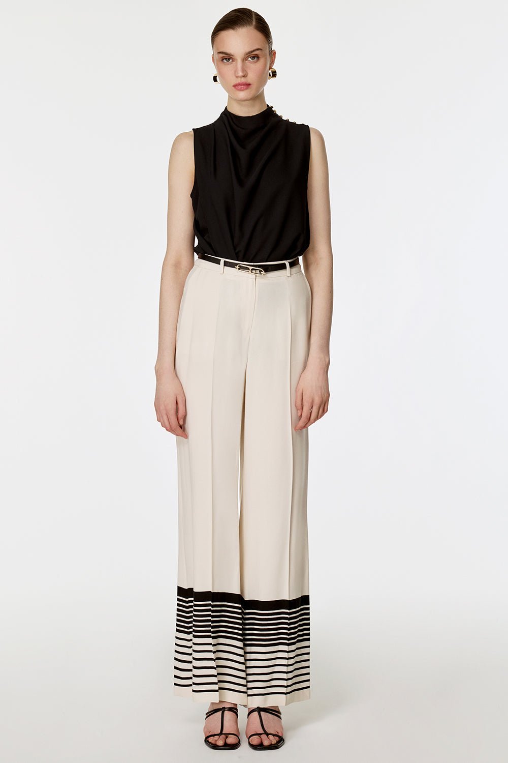 Paçası Desenli Pantolon