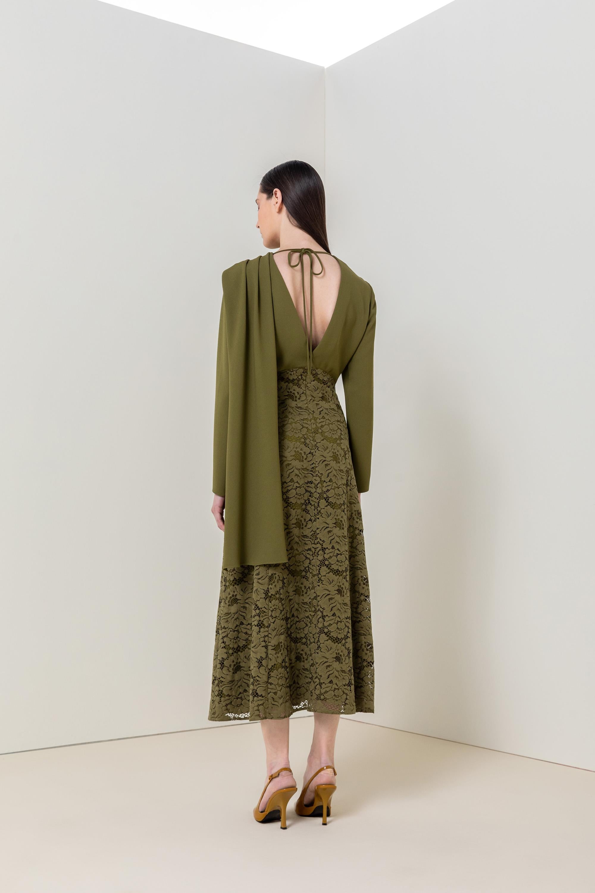 SIRT BAĞLAMA DETAYLI DANTEL ELBİSE 26W40854