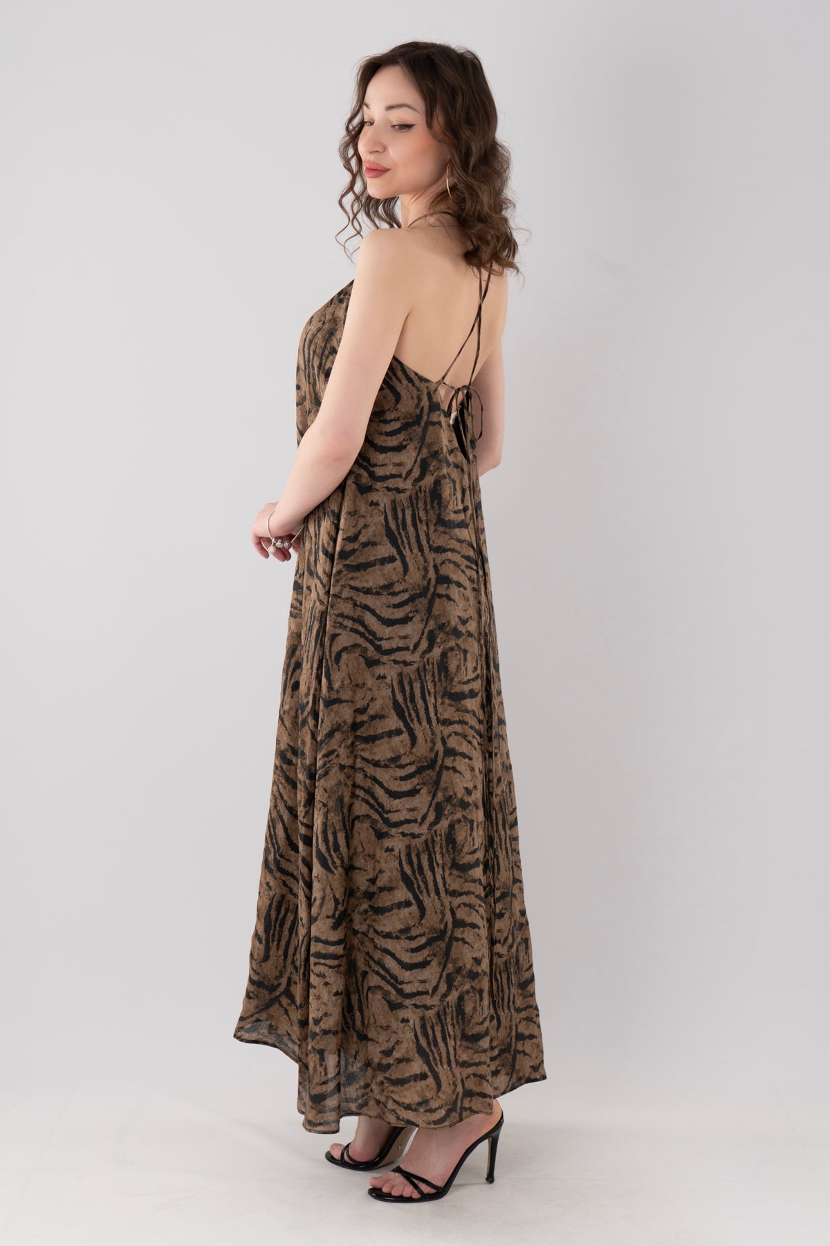 Sırt Dekolteli Animal Print Maxi Elbise - Çapraz Bağcıklı