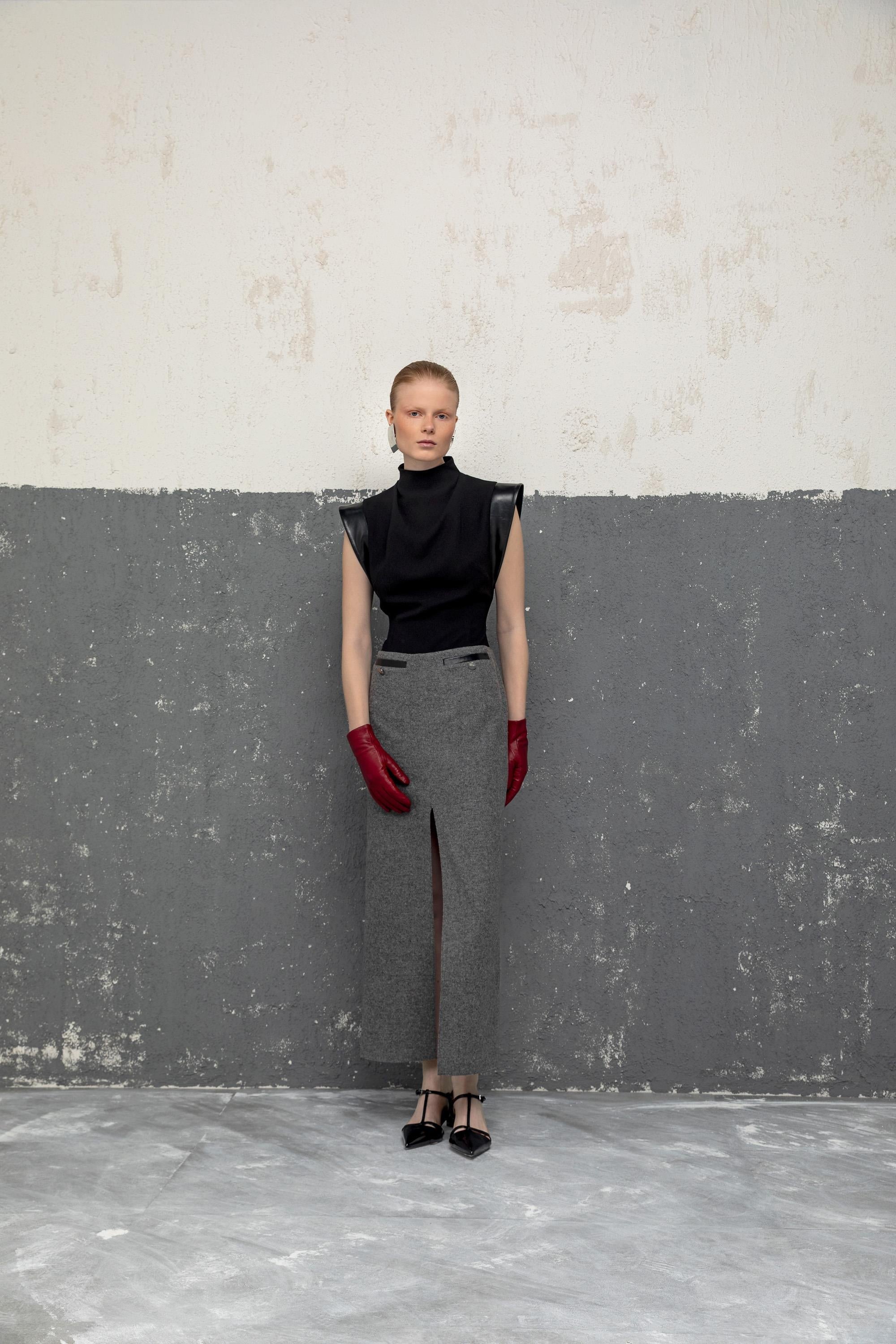 YIRTMAÇ DETAYLI UZUN ELBİSE 26W40840