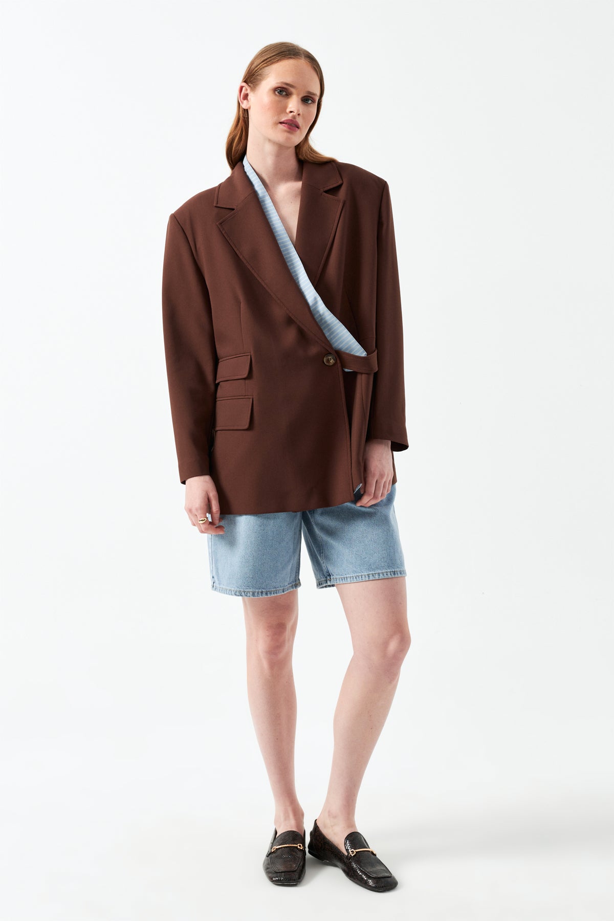 Kahverengi Kravat Detaylı Blazer Ceket