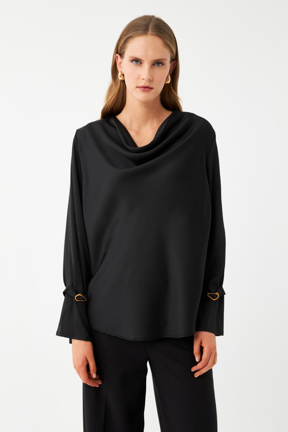 Drape Yaka Bluz