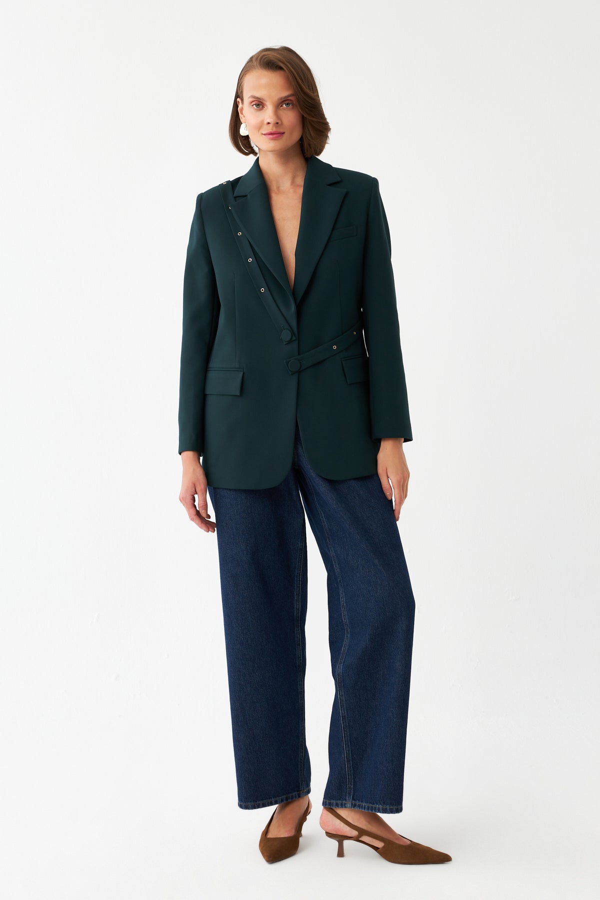 Düğme Detaylı Blazer Takım