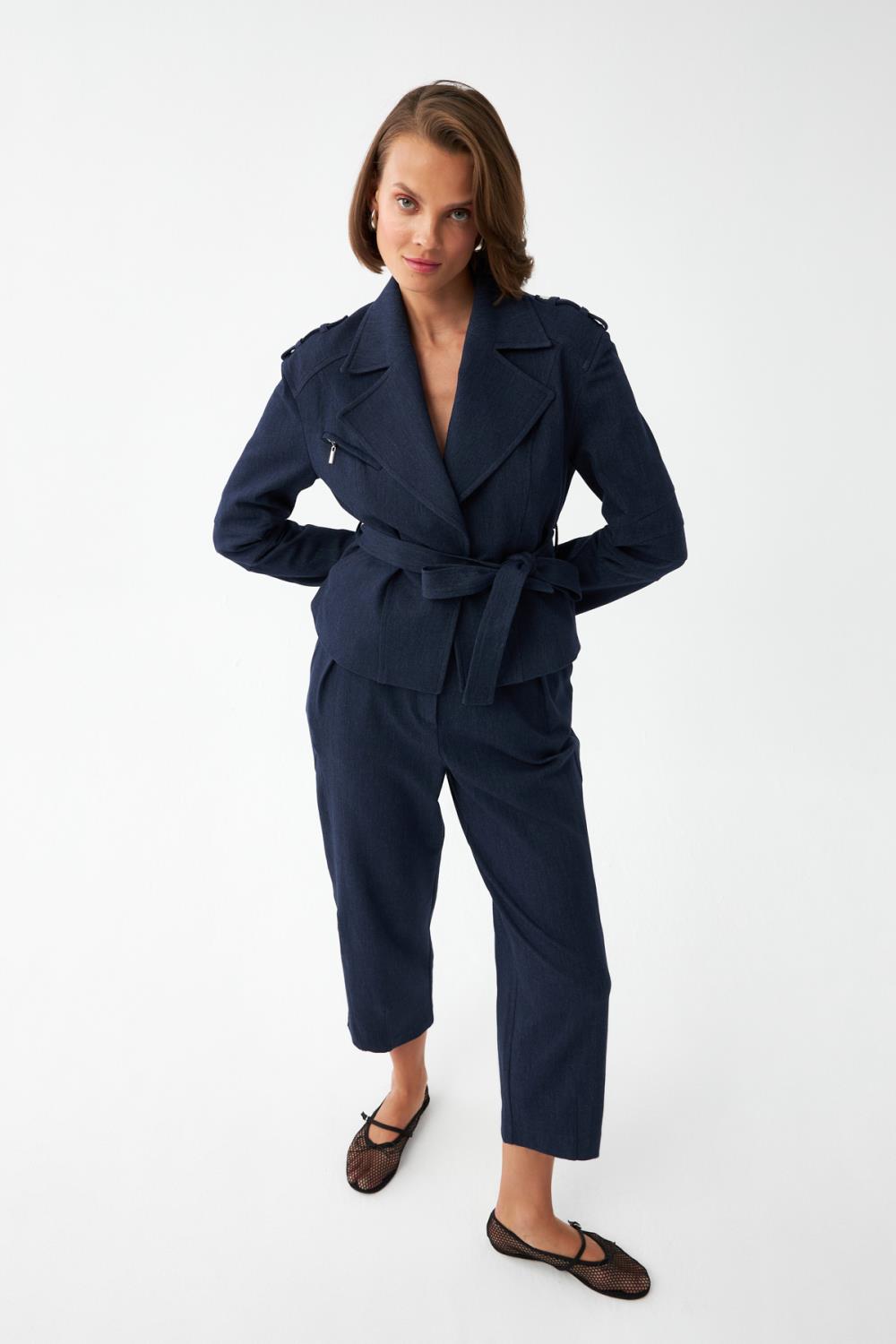 Kemerli Kruvaze Ceket