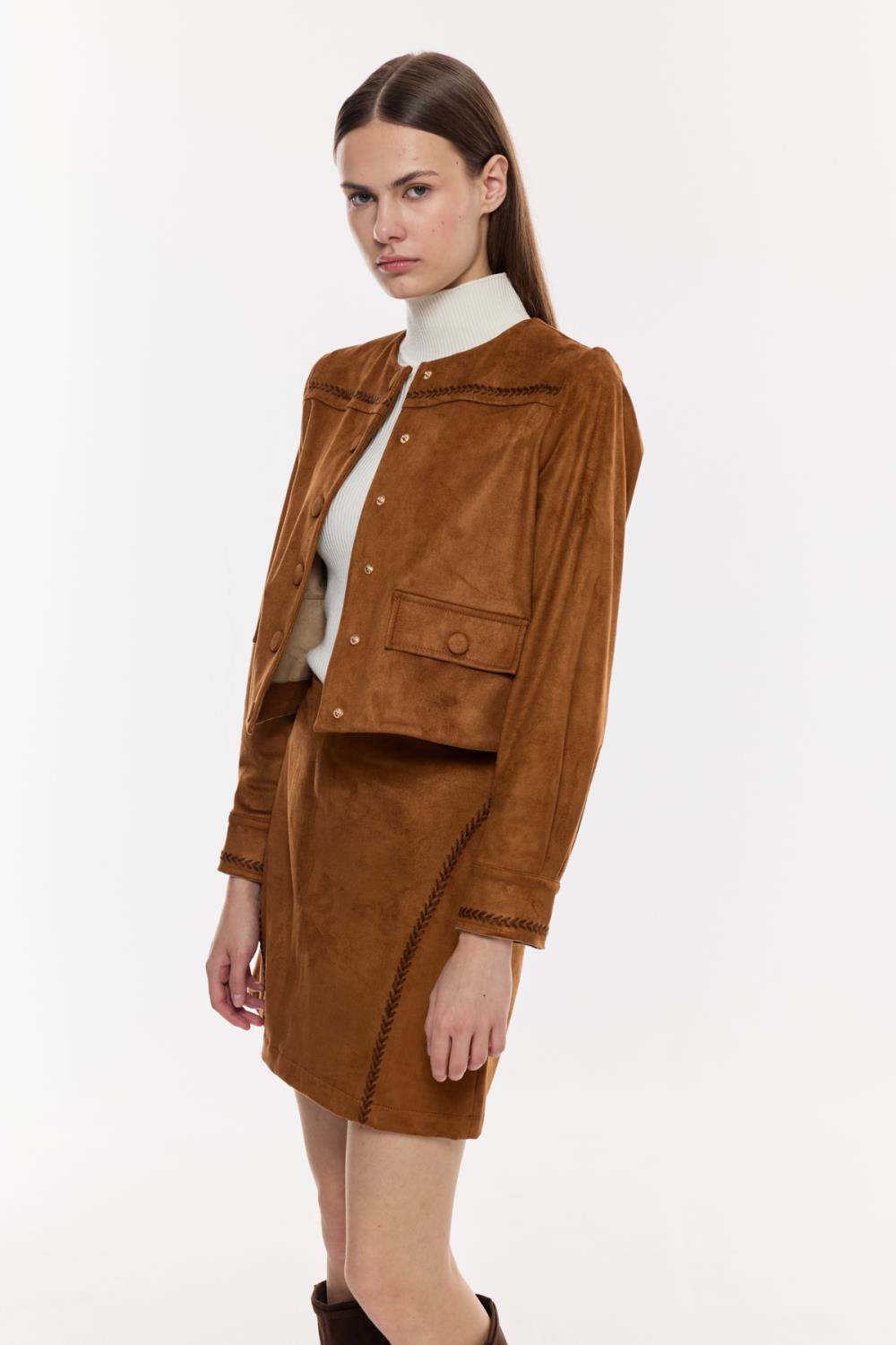 Düğmeli Süet Görünümlü Kısa Ceket