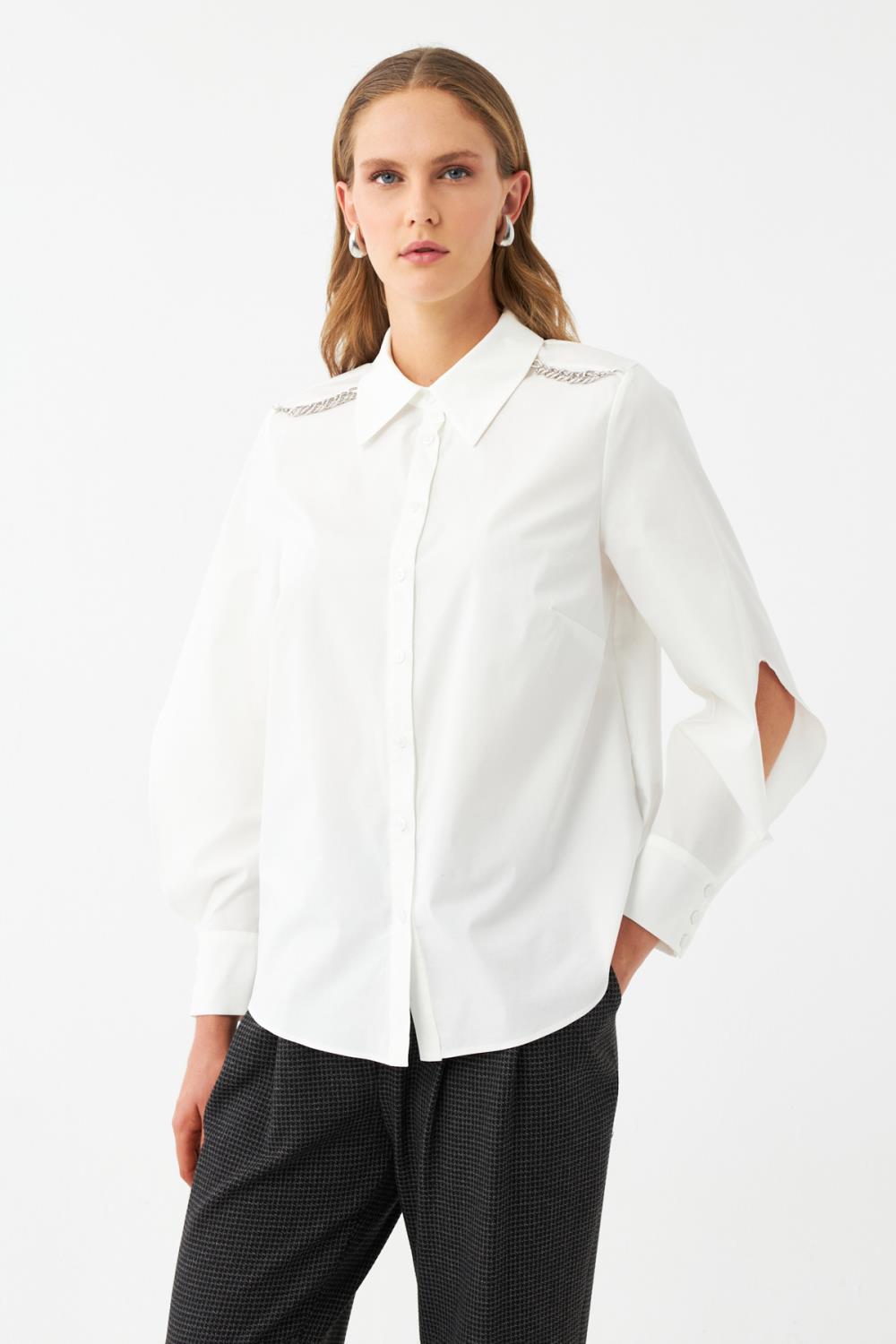 Zincir Detaylı Gömlek