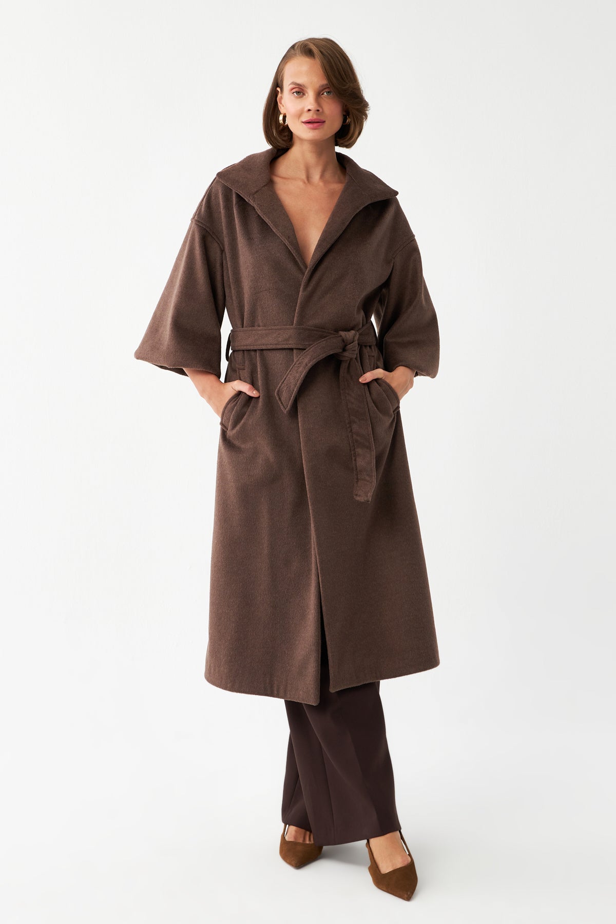 Kușaklı Geniş Kol Modern Kaban