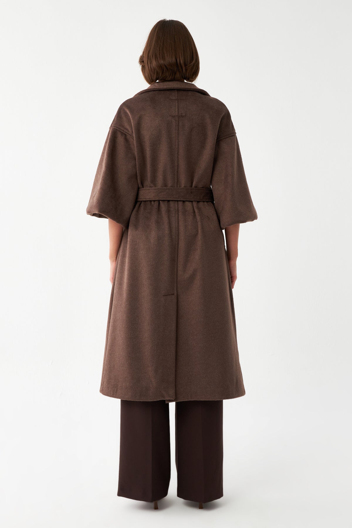 Kușaklı Geniş Kol Modern Kaban