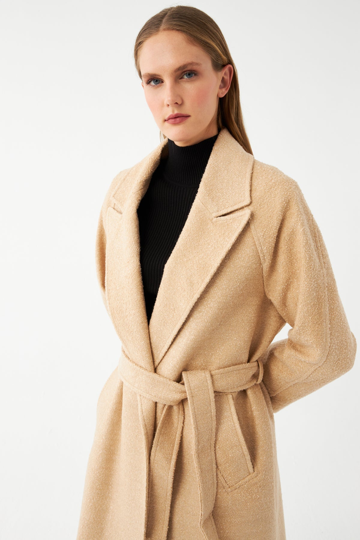 Kemerli Uzun Kaşe Kaban