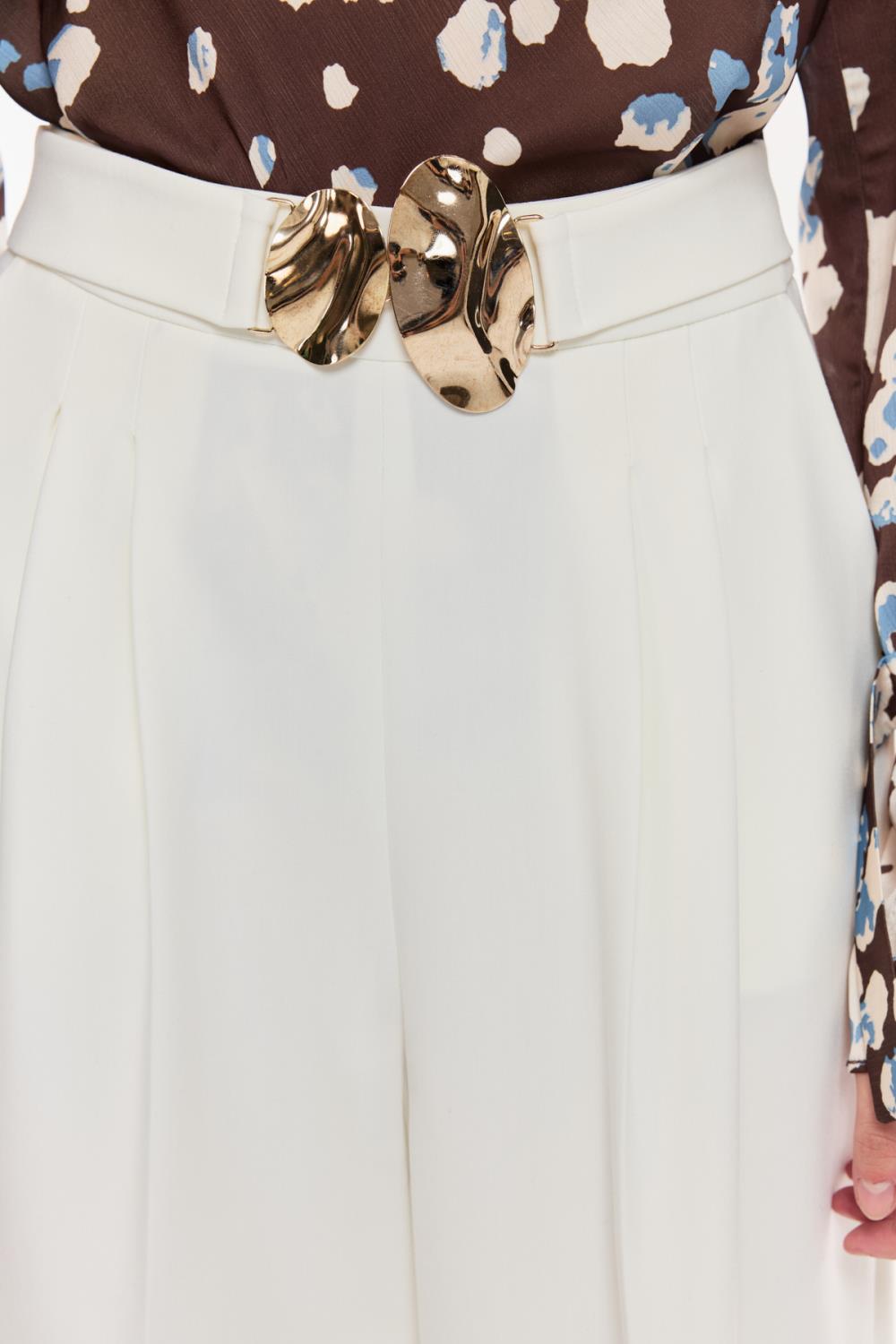 Tokalı Kısa Paça Pantolon