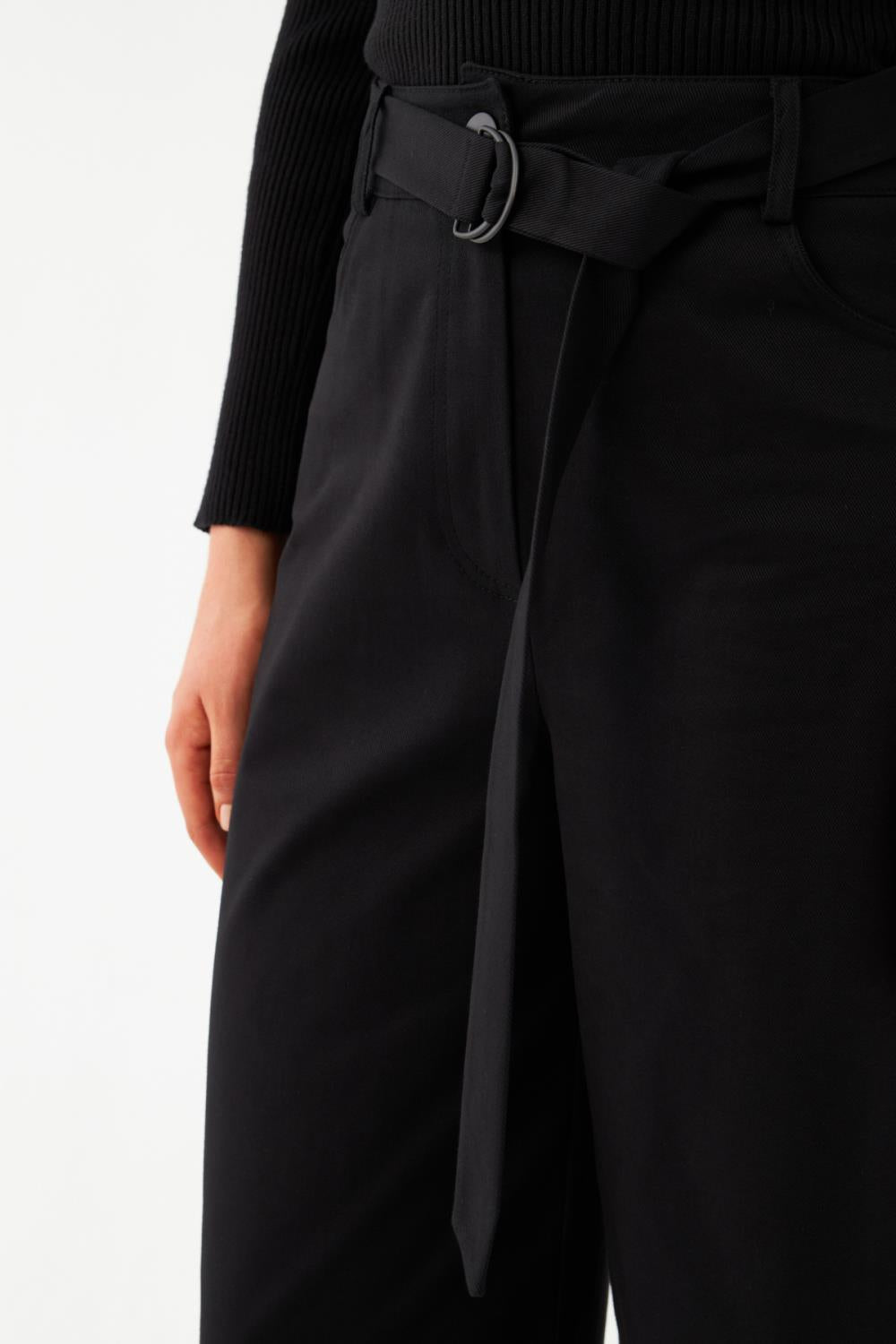 Kemerli Bol Paça Pantolon