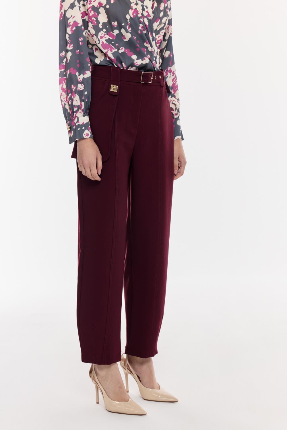 Kemerli Düz Paça Pantolon