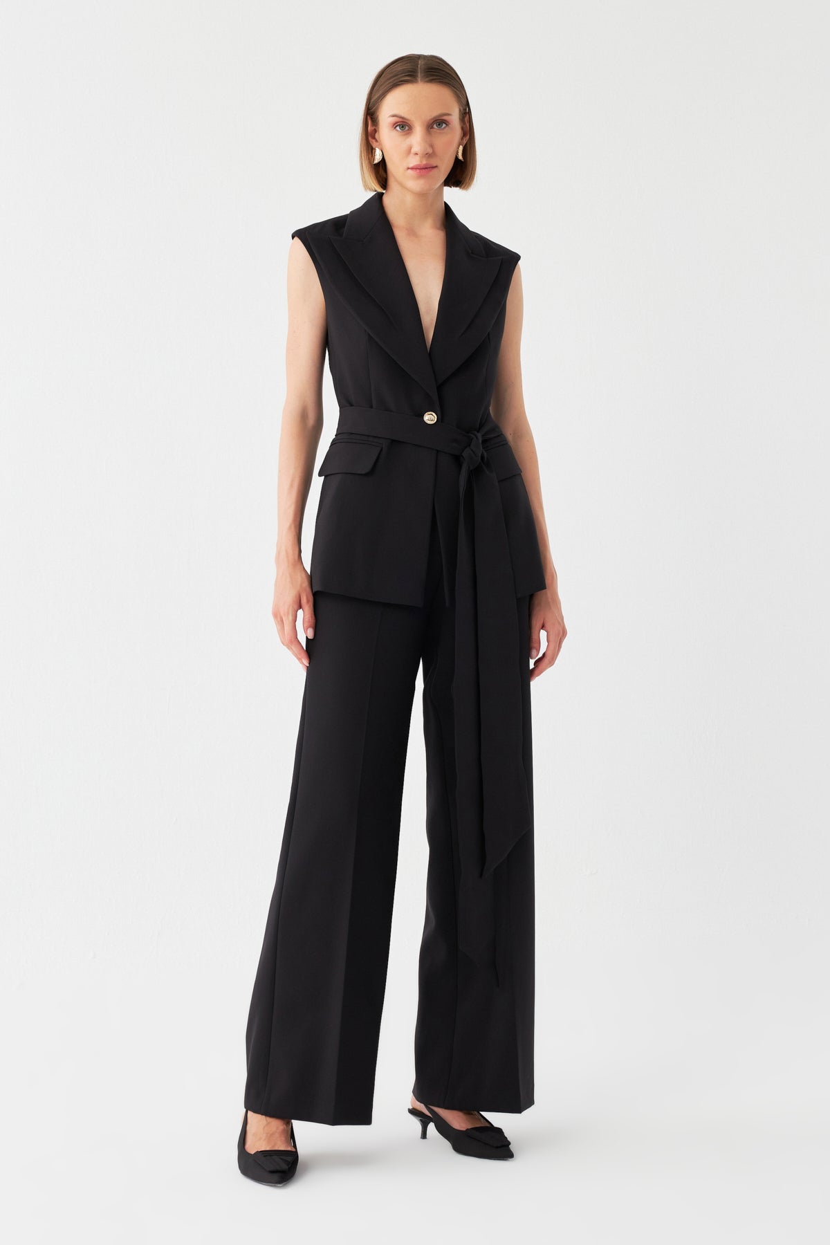 Kemer Detaylı Blazer Takım