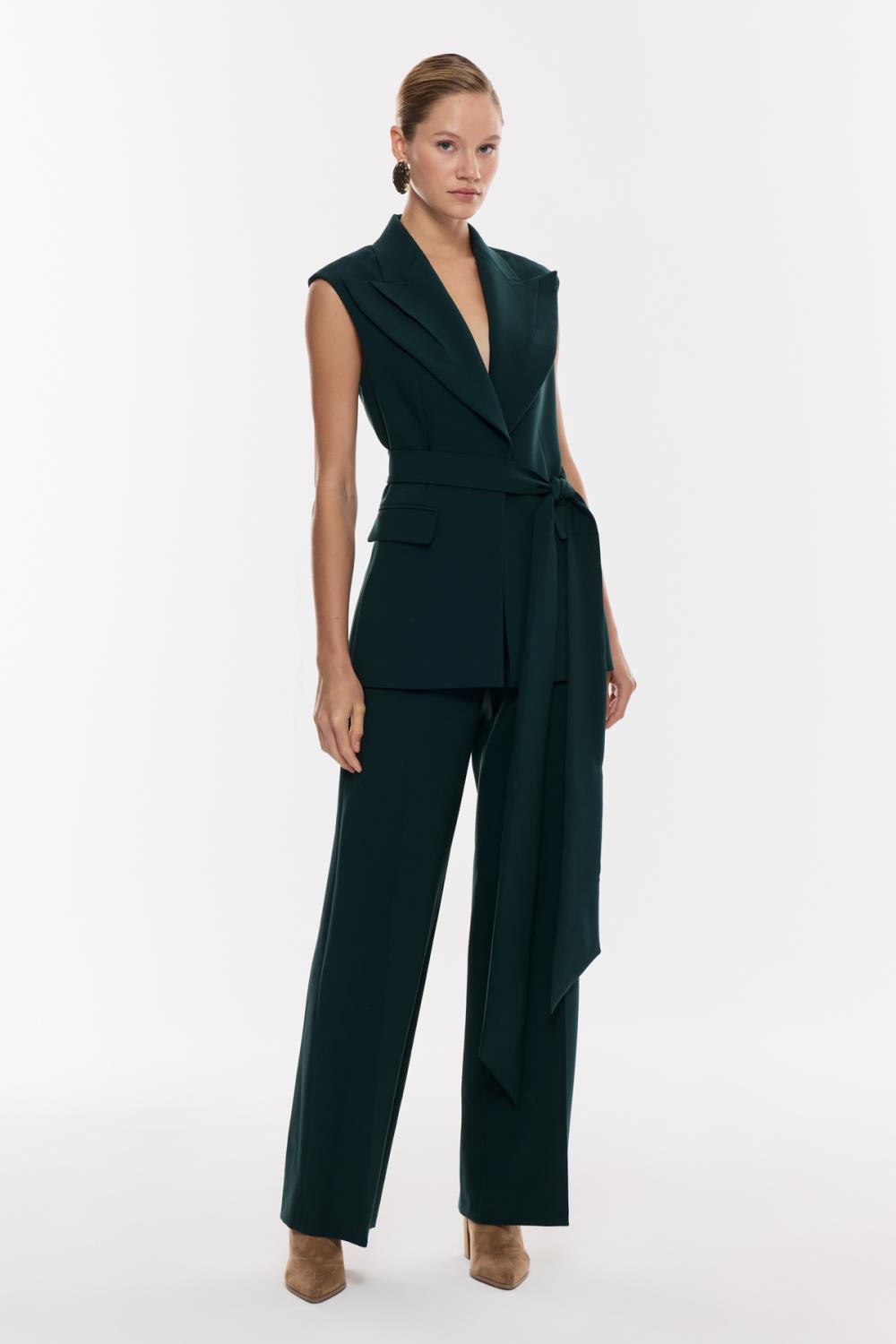 Kemer Detaylı Blazer Ceket