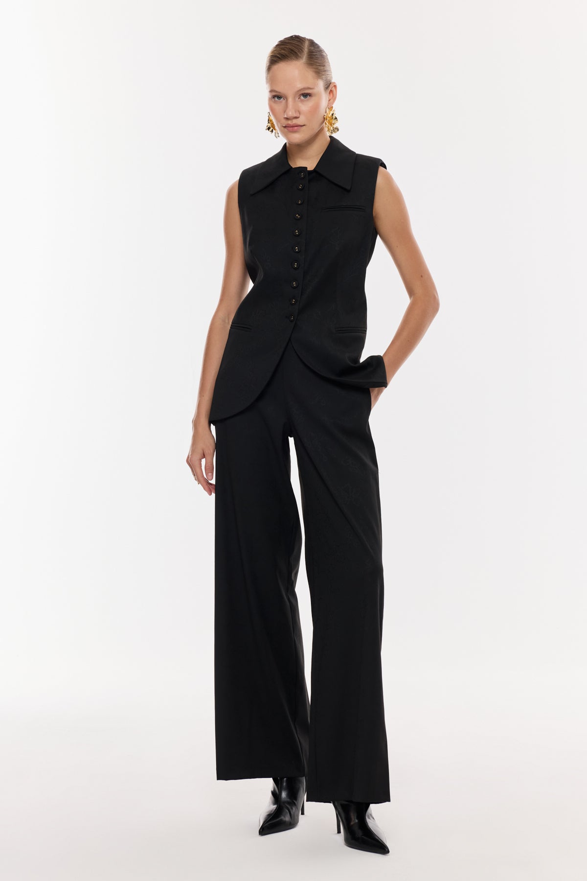 Düğmeli Kruvaze Şık Takım