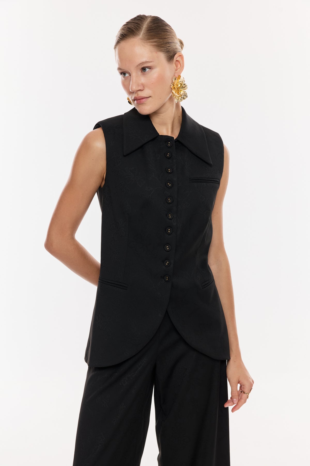 Düğmeli Kruvaze Şık Takım