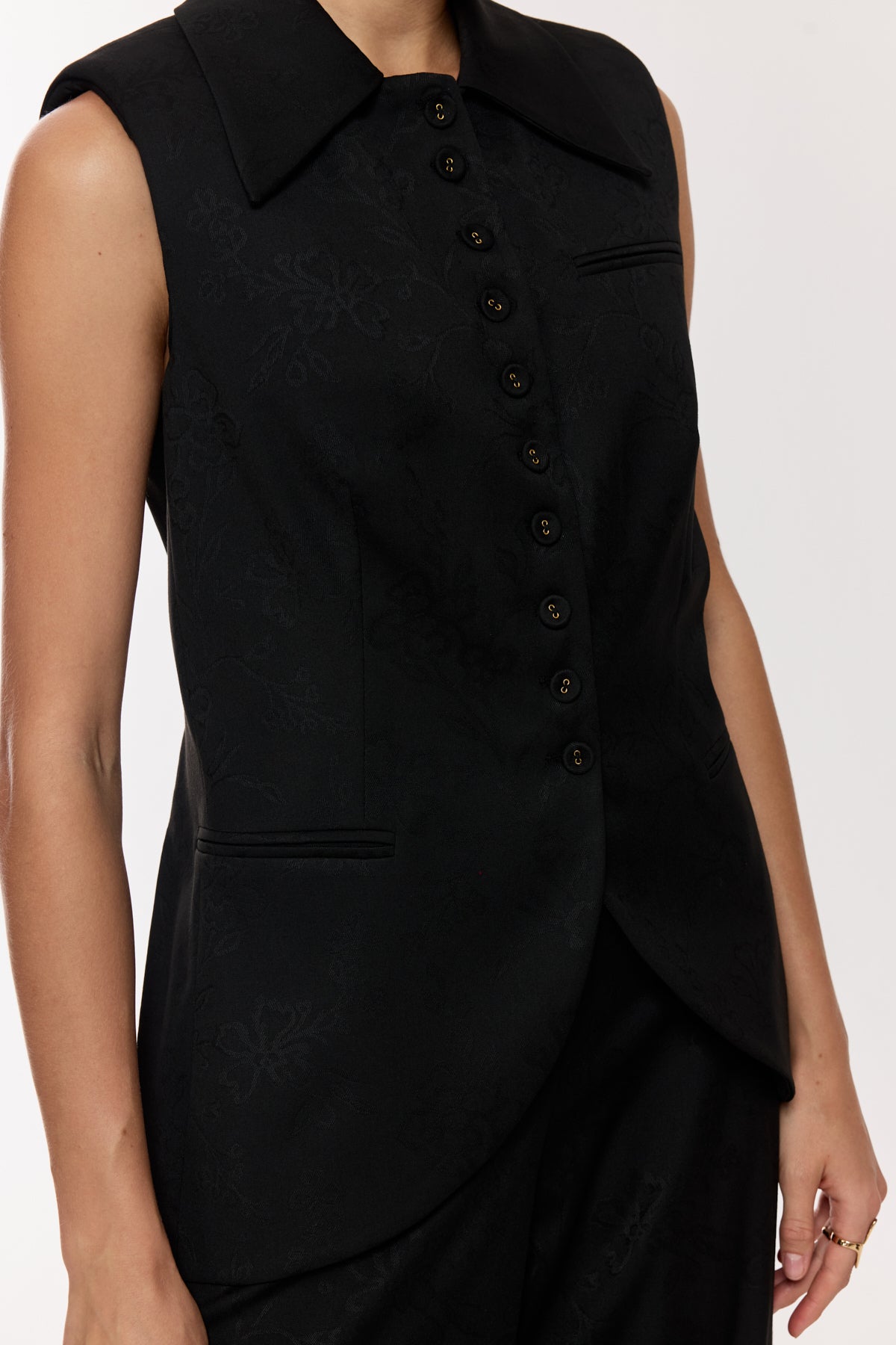 Düğmeli Kruvaze Şık Takım