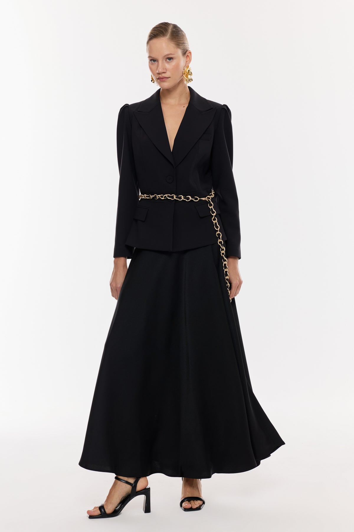 Zincir Kemer Detaylı Şık Takım