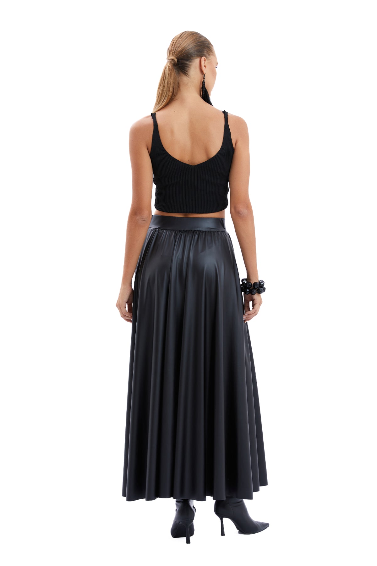 Beli Lastikli Deri Etek