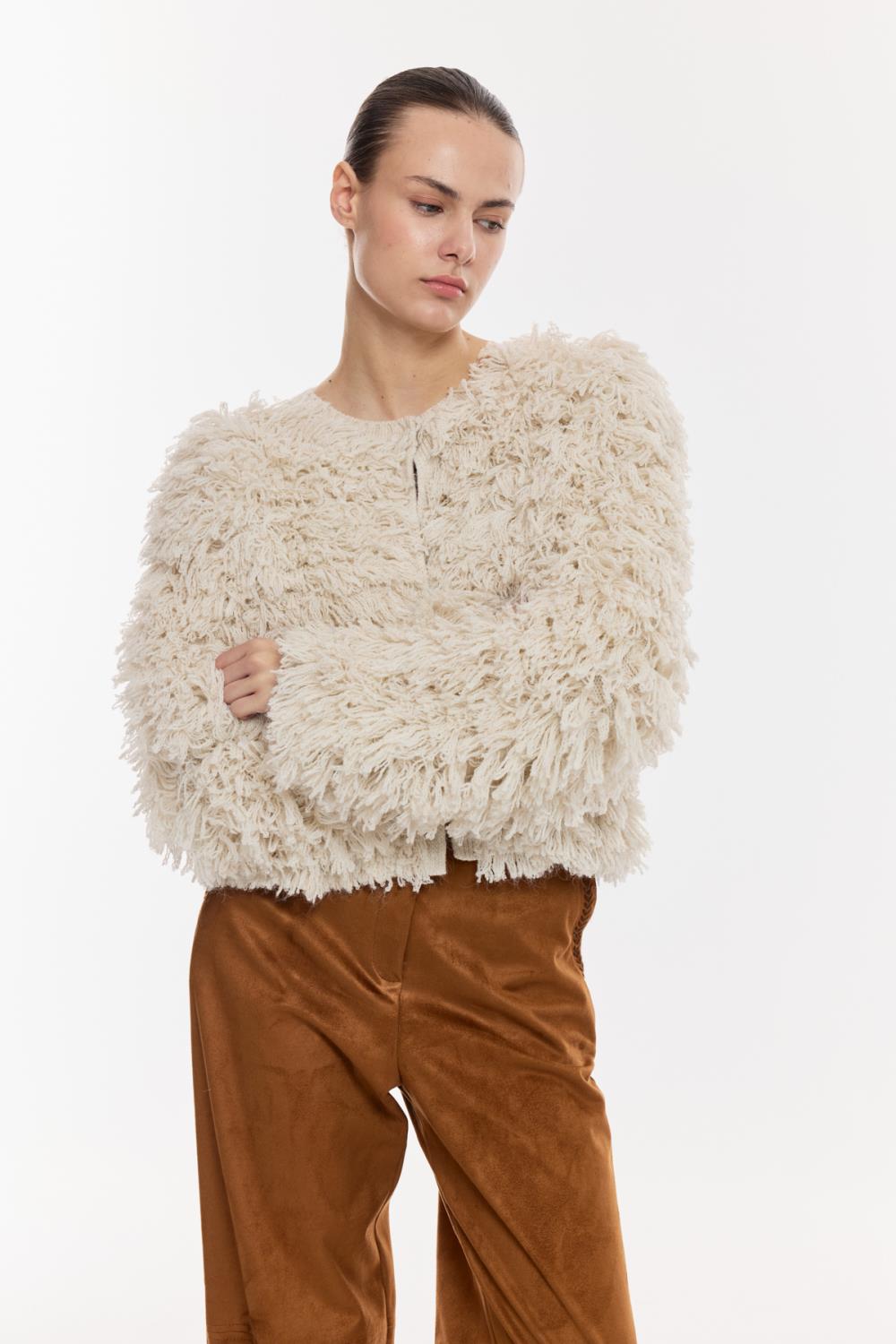 Ekru Dokulu Crop Ceket
