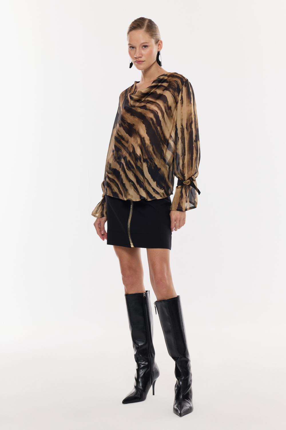 Desenli Saten Drapeli Bluz