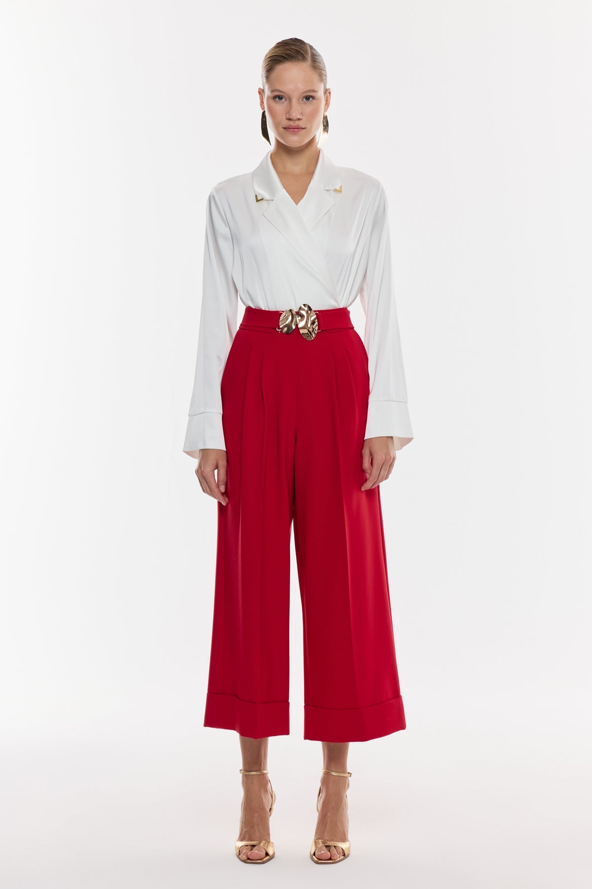 Tokalı Kısa Paçalı Pantolon