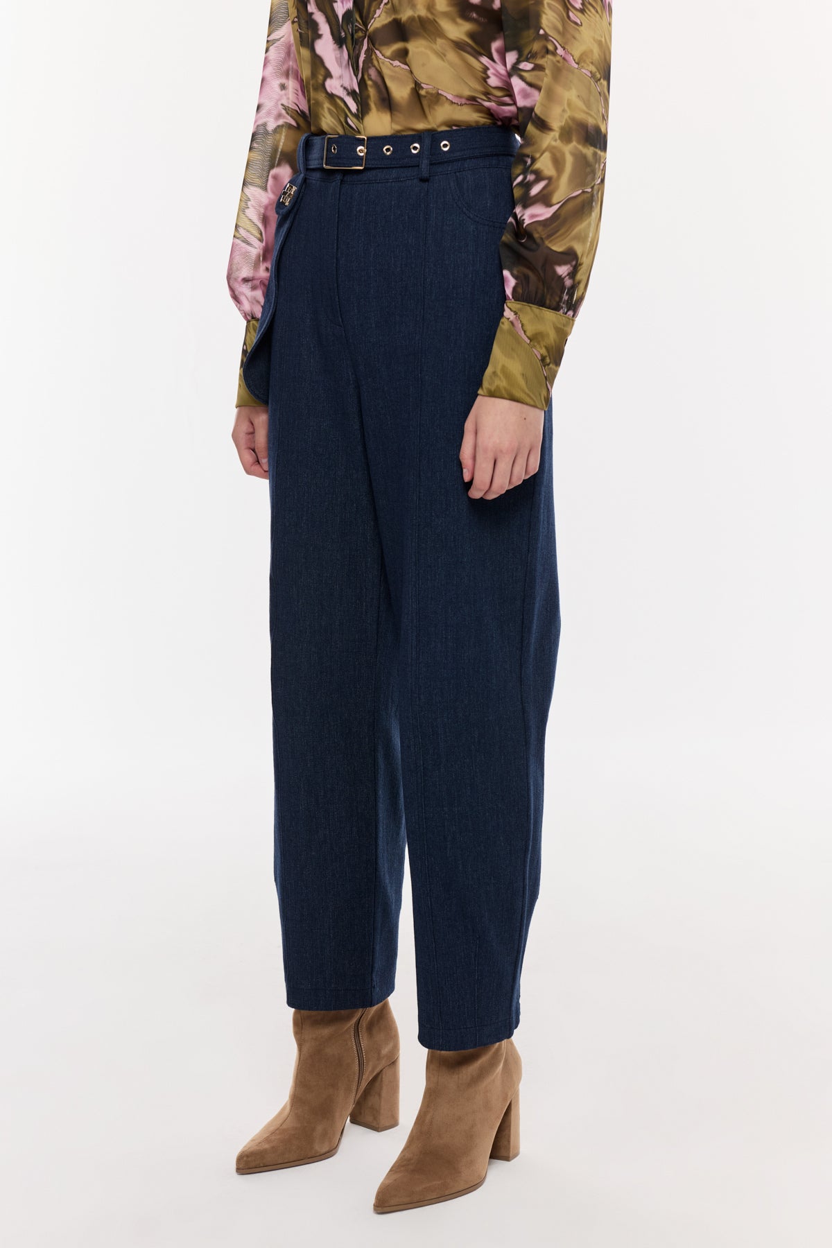 Kemer Detaylı Denim Pantolon