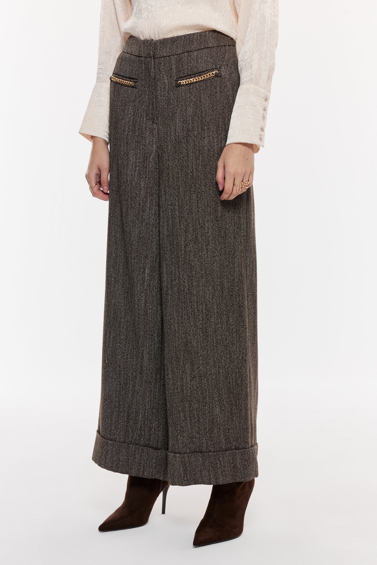 Zincir Detaylı Geniş Paça Pantolon