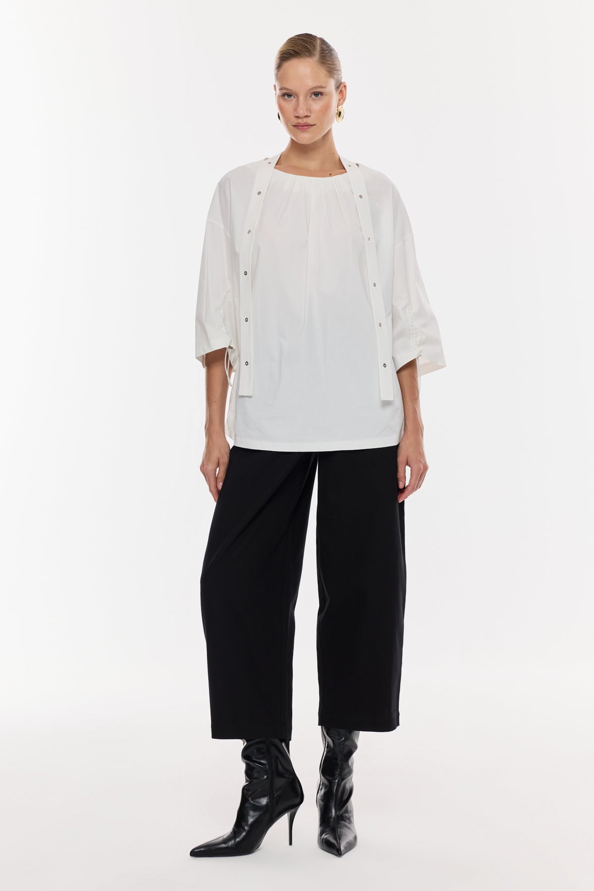 Büzgü Detaylı Salaş Bluz