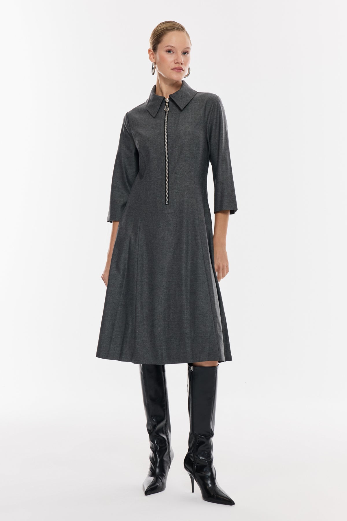 Fermuar Detaylı Yaka Midi Elbise