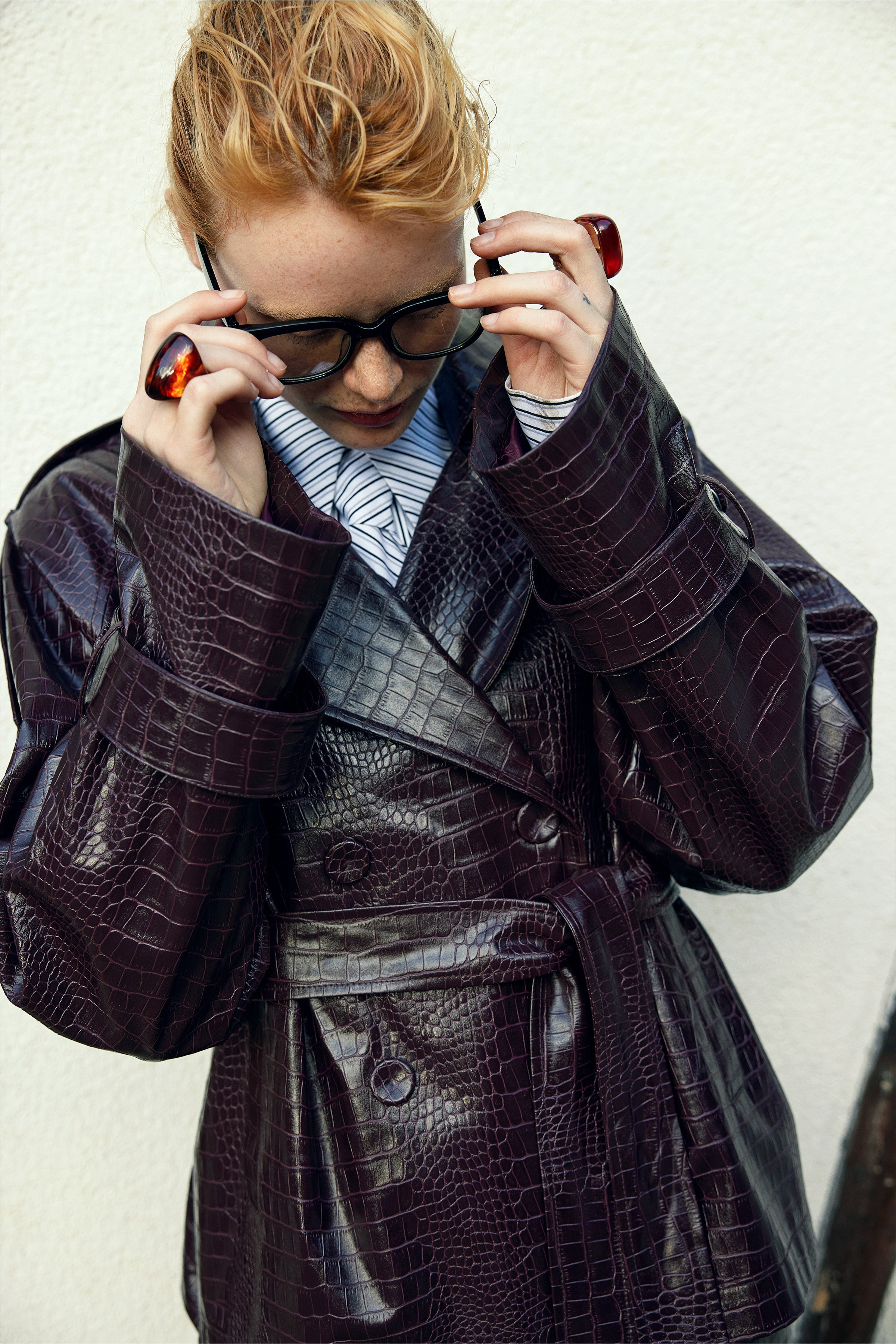 1716 Bordo Deri Trençkot