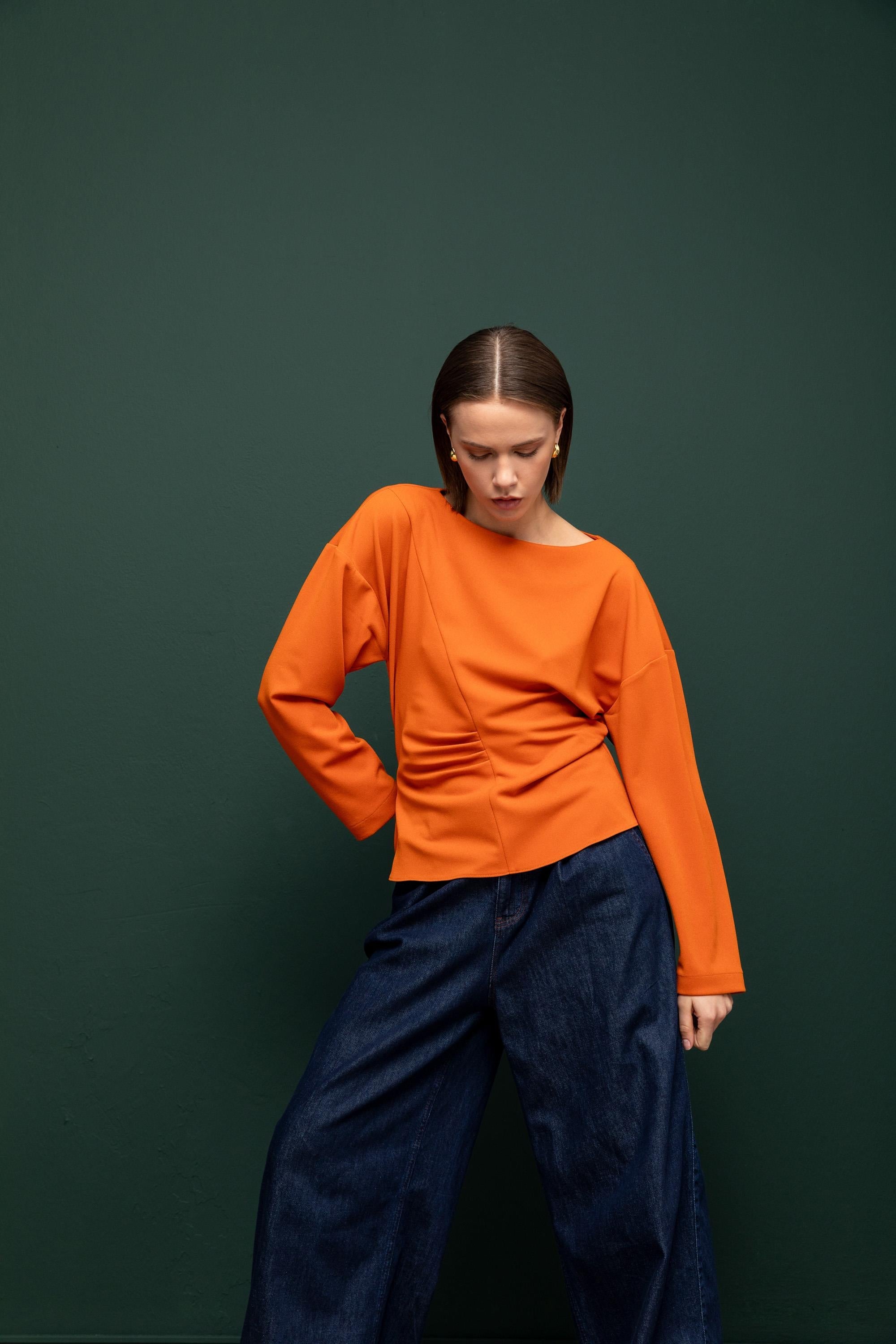 ASİMETRİK BÜZGÜLÜ BLUZ 26W10848