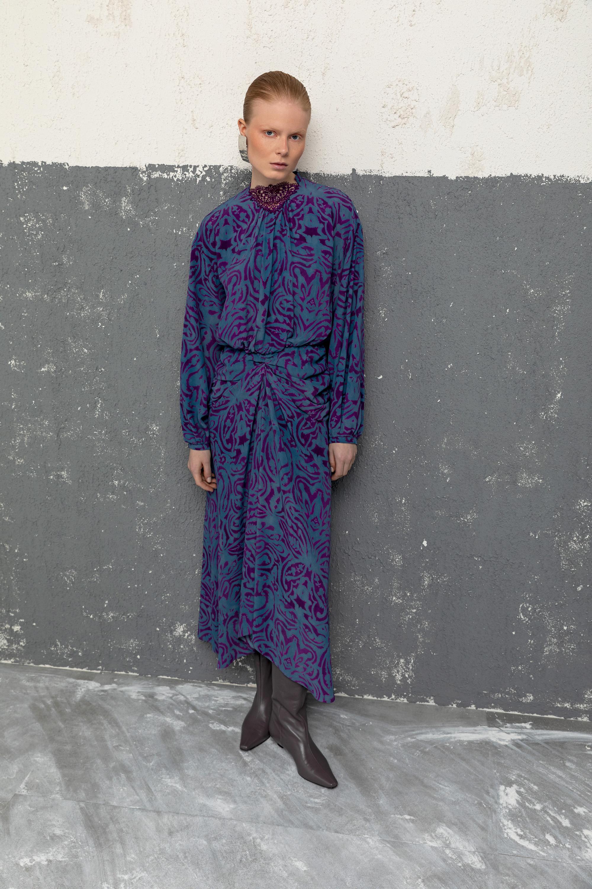 BEL DRAPELİ DESENLİ ELBİSE 26W40869