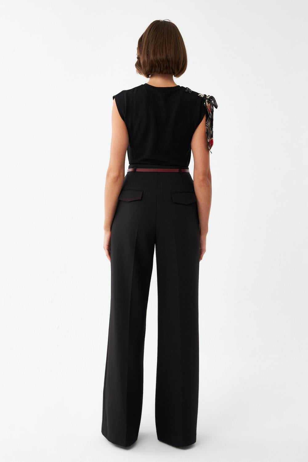 Dikiş Detaylı Kemerli Pantolon SİYAH