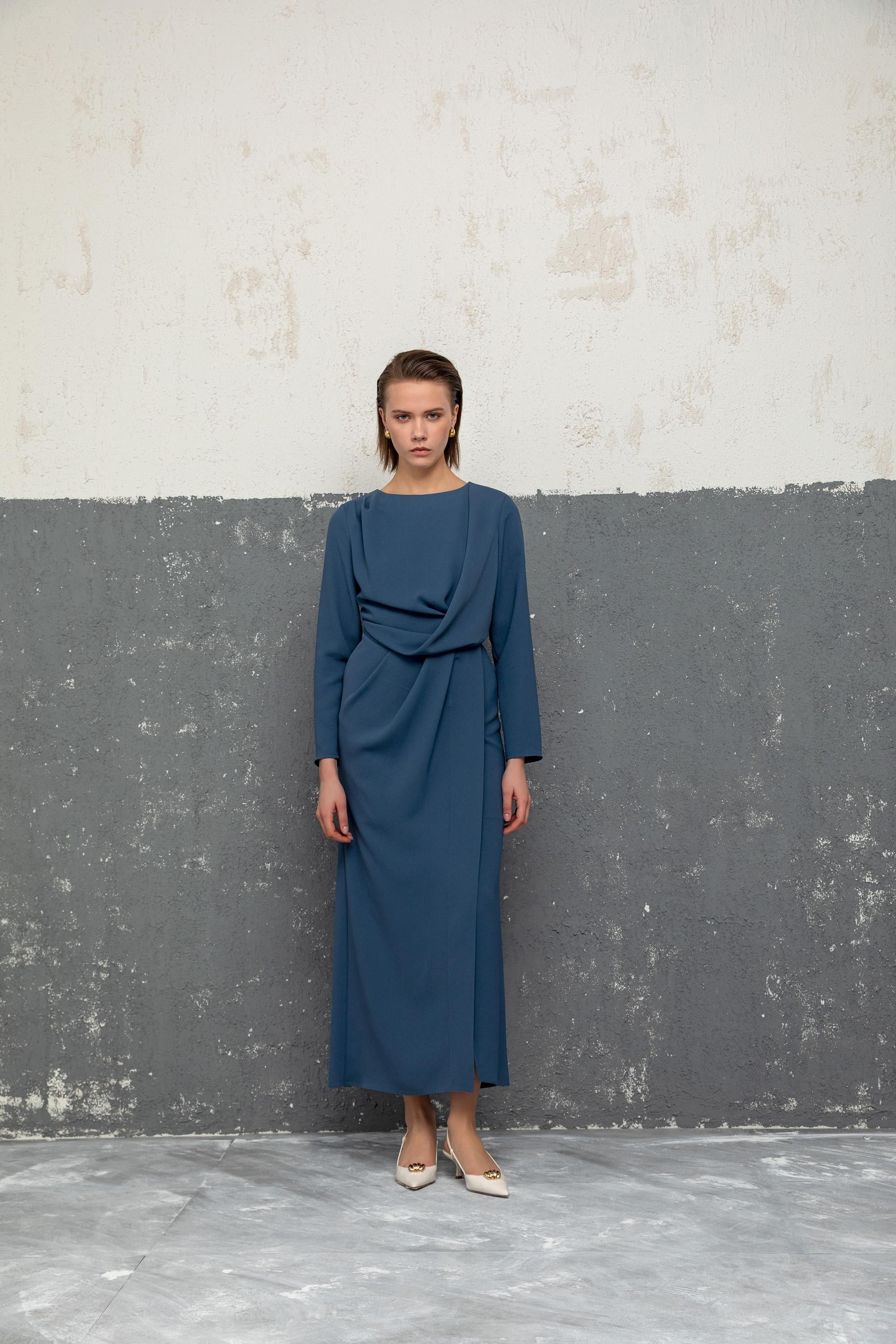 DRAPELİ UZUN ELBİSE 26W40816