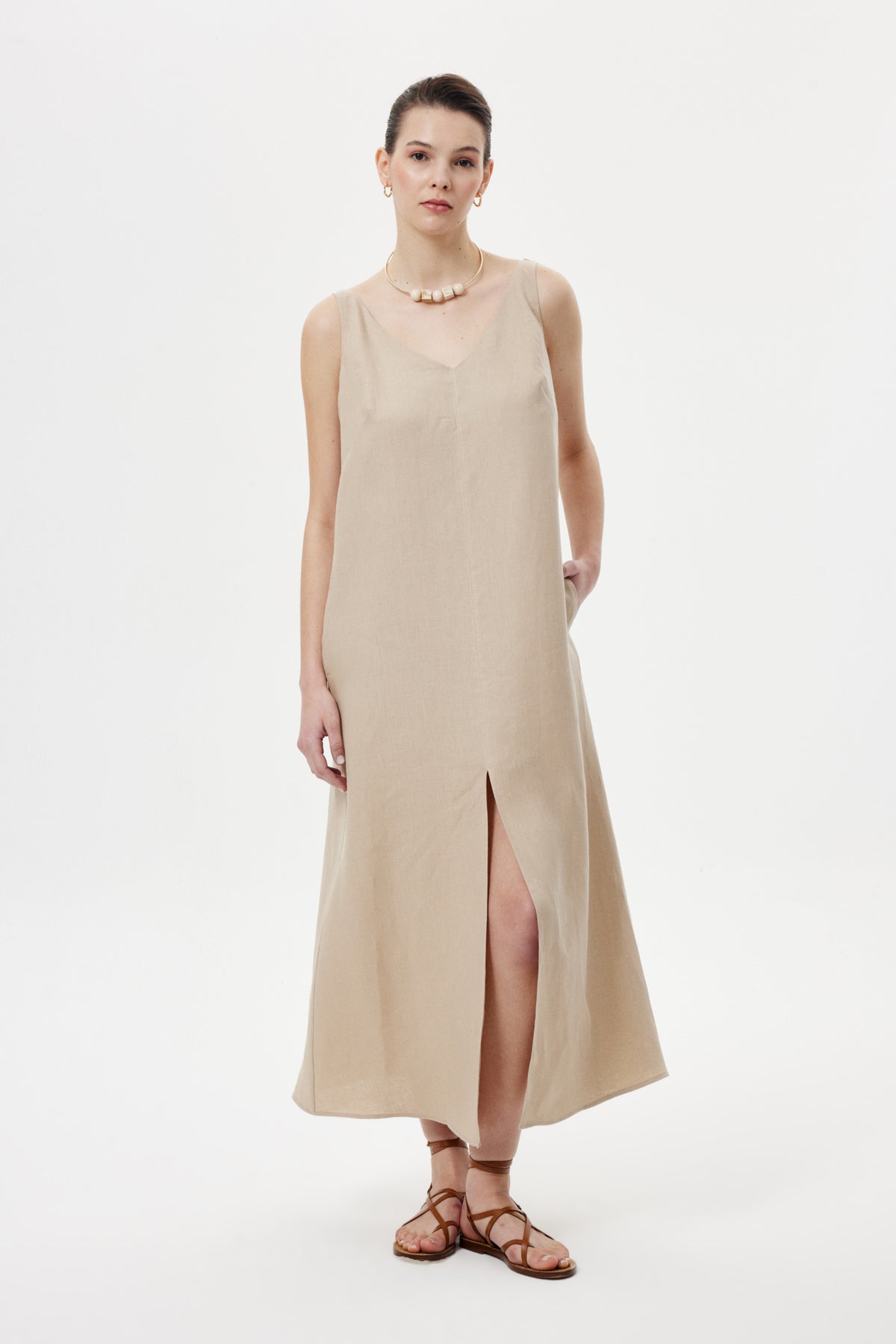 Kolyeli Maxi Elbise BEJ