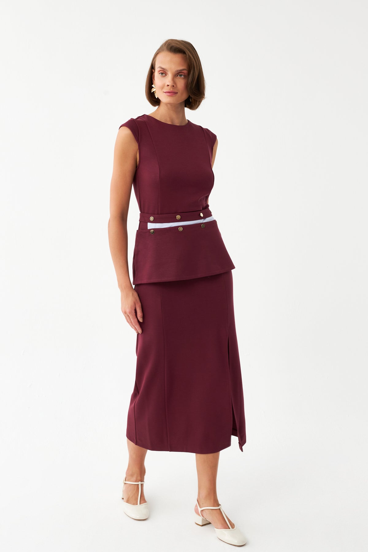 Yırtmaçlı Şık Midi Elbise