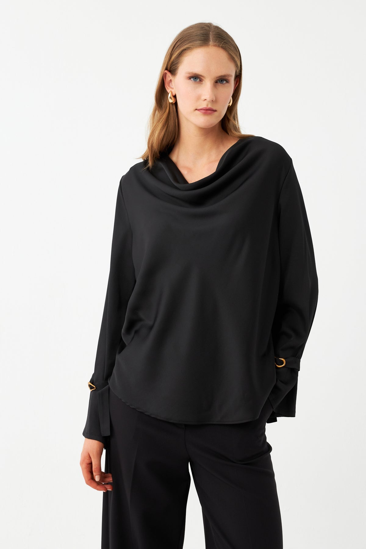 Drape Yaka Bluz