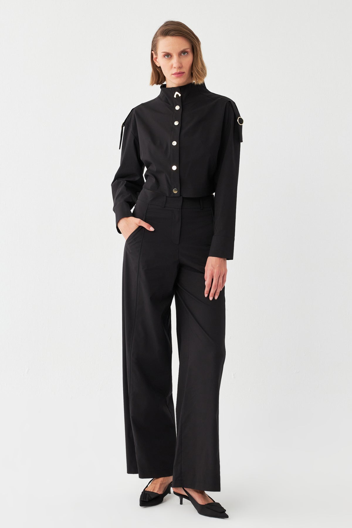 Straight-Fit Düğmeli Takım SİYAH