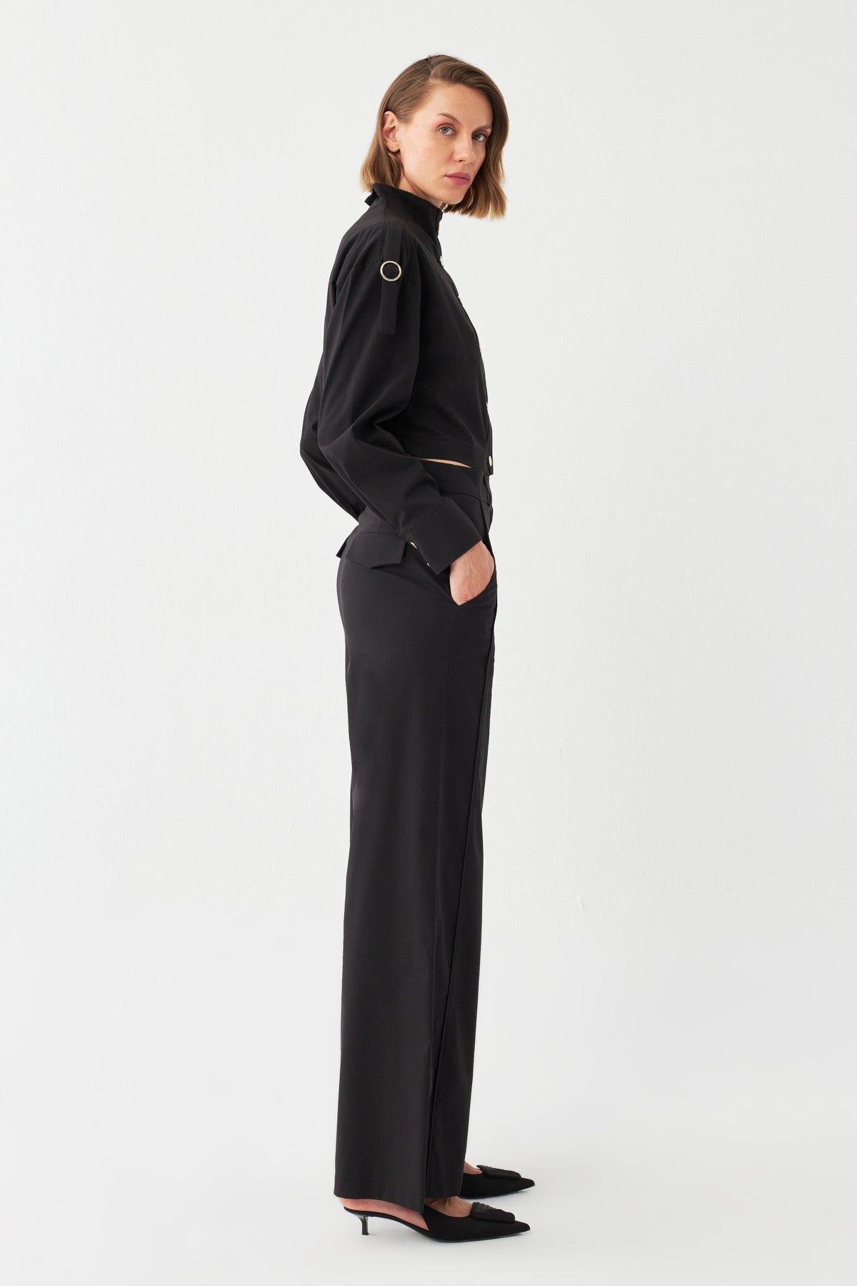 Straight-Fit Düğmeli Takım SİYAH