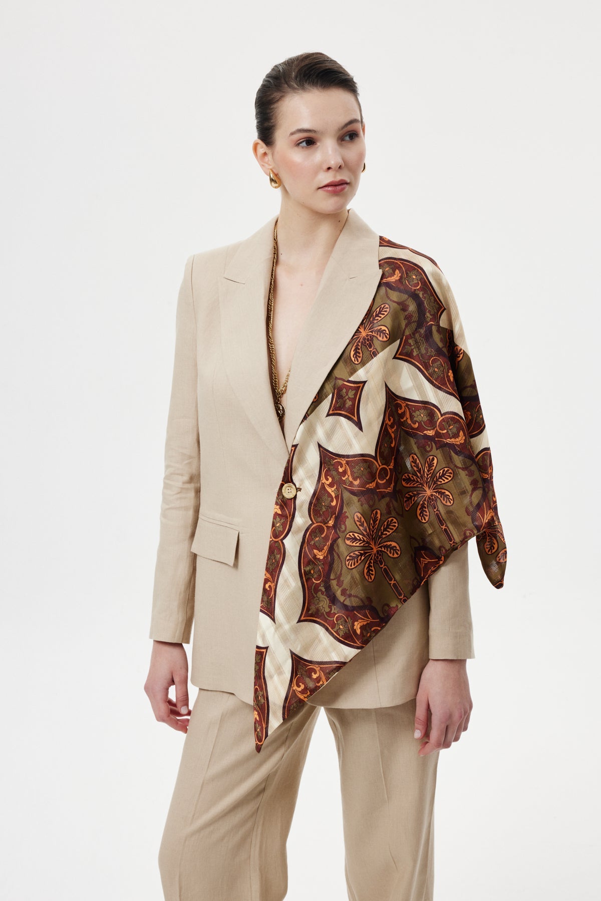 Şal Aksesuarlı Takım