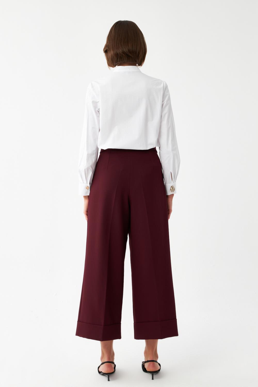 Tokalı Kısa Paça Pantolon