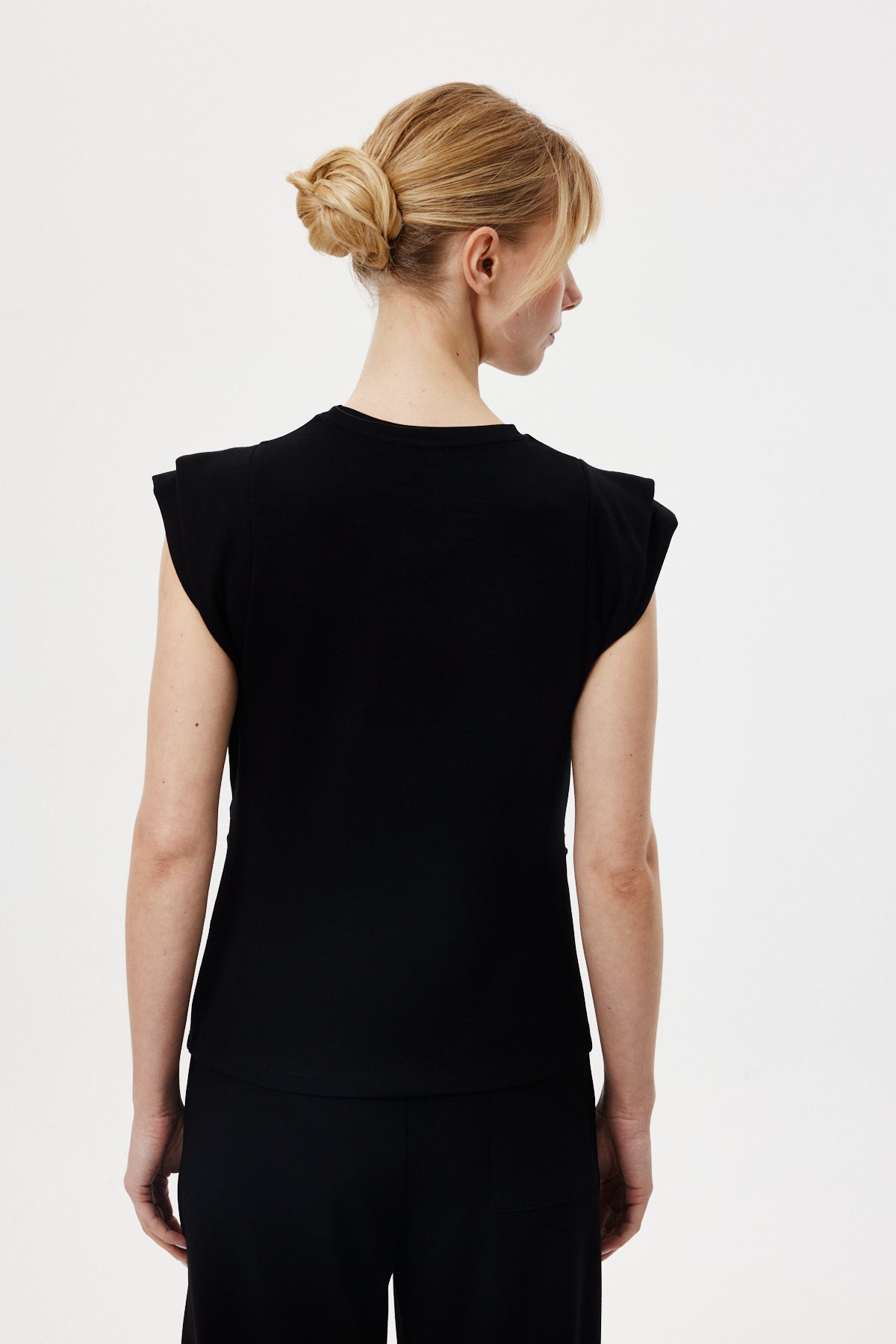 Volanlı Basic Bluz SİYAH