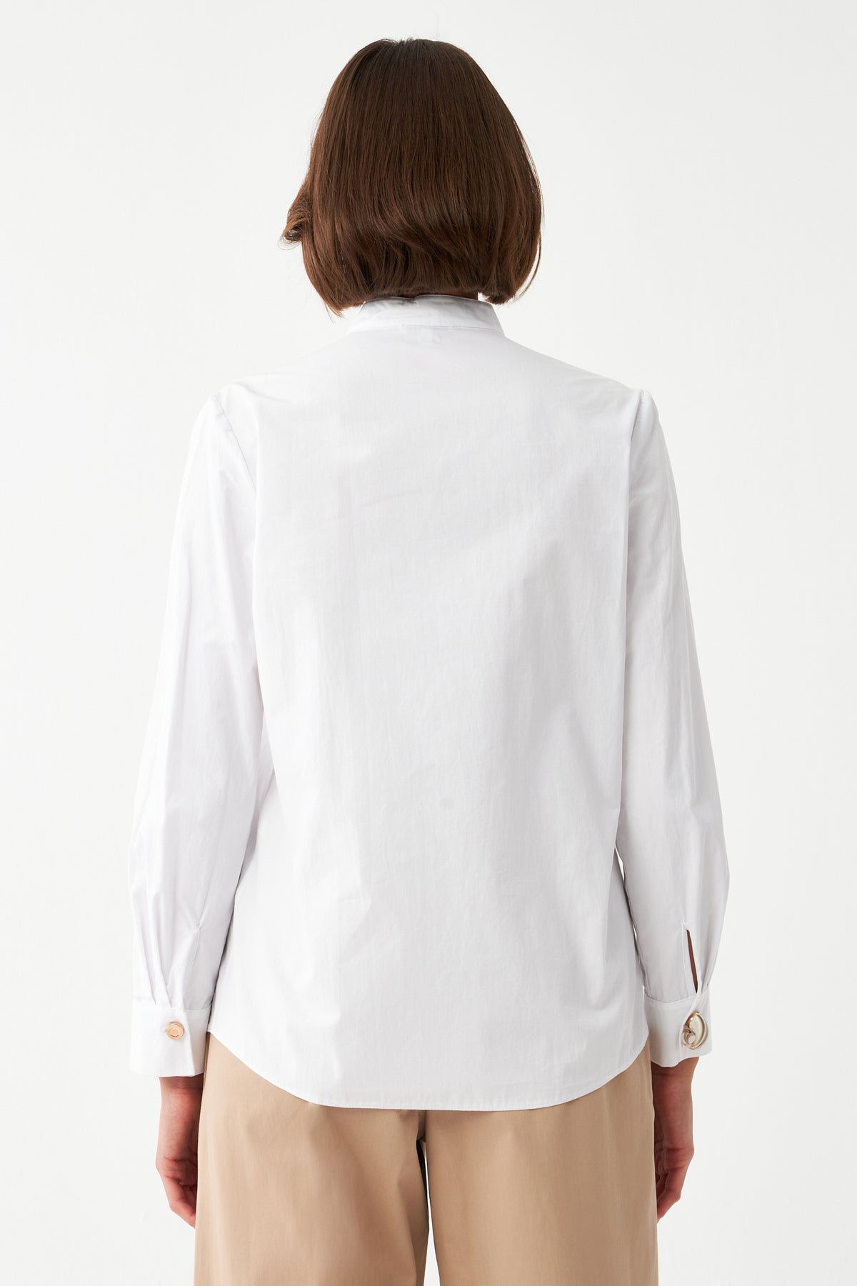 Yakası Düğme Detaylı Pamuk Gömlek BEYAZ